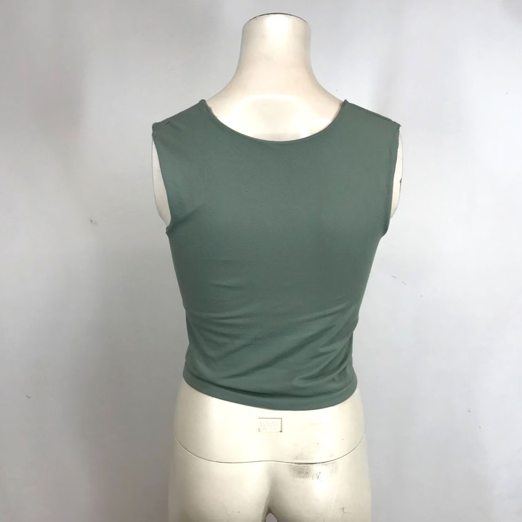 Vintage INTIMATELY FREE PEOPLE - WOMEN'S M/L - GREEN SLEEVELESS SCOOP NECK CROP TOP - PRE-OWNED GOOD Size M / US 6-8 / IT 42-44 - 5 Thumbnail