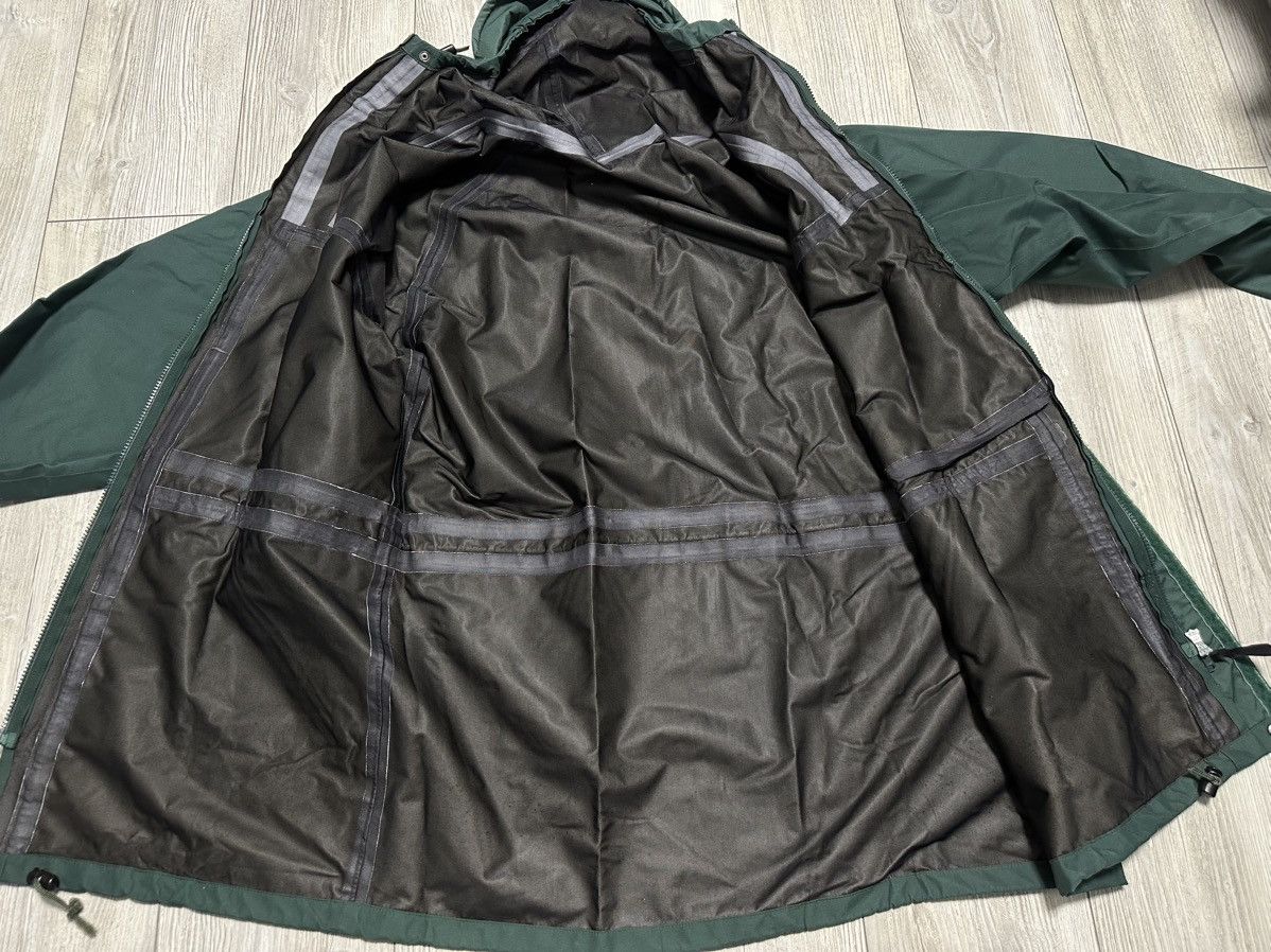Berghaus Vintage Berghaus Outdoor Jacket 90s Ski Mountain Men Size XL Size US XL / EU 56 / 4 - 5 Thumbnail