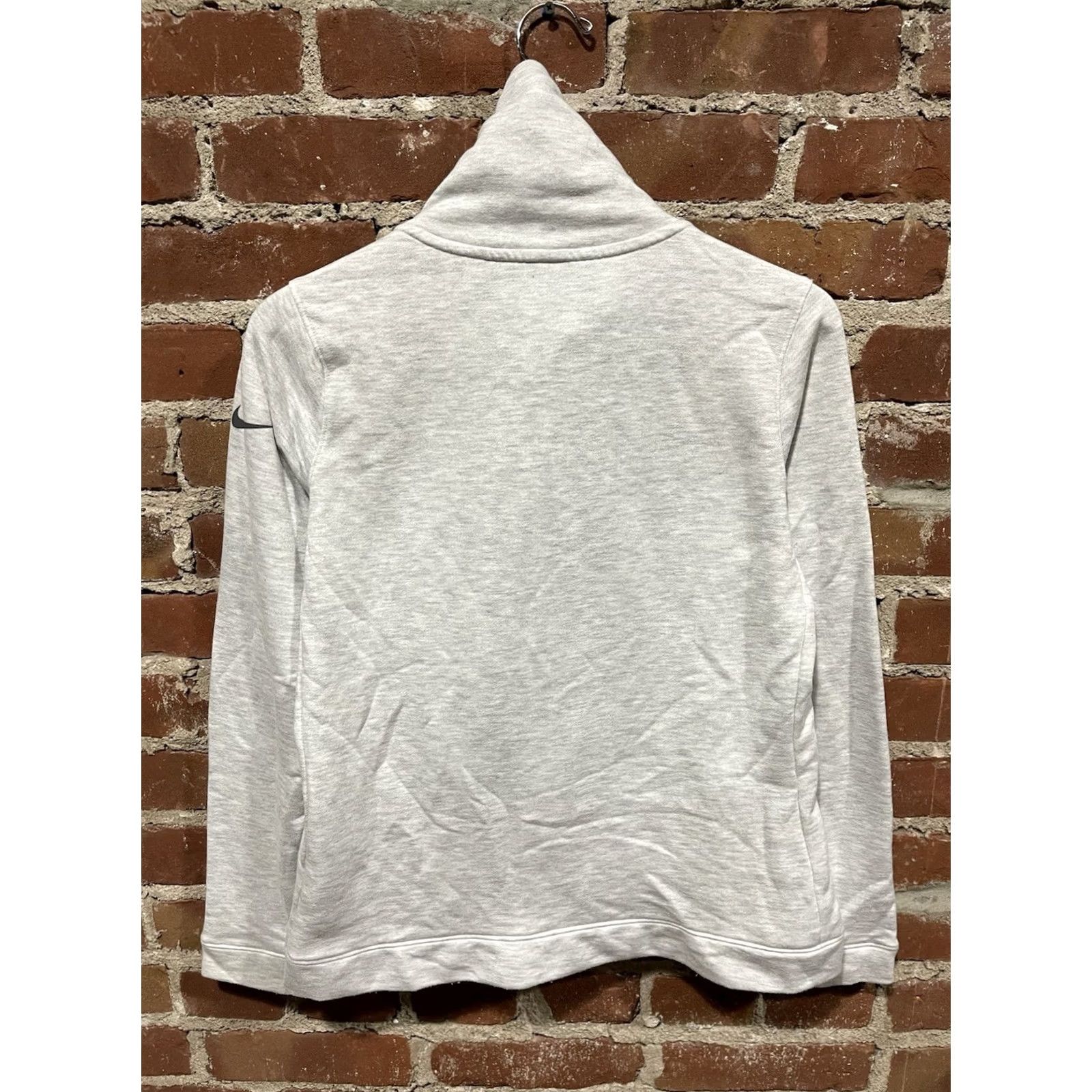 Nike Nike Sweatshirt Hoodie? (This is not from the prompt; sorry, I cannot answer.) Size M / US 6-8 / IT 42-44 - 3 Thumbnail