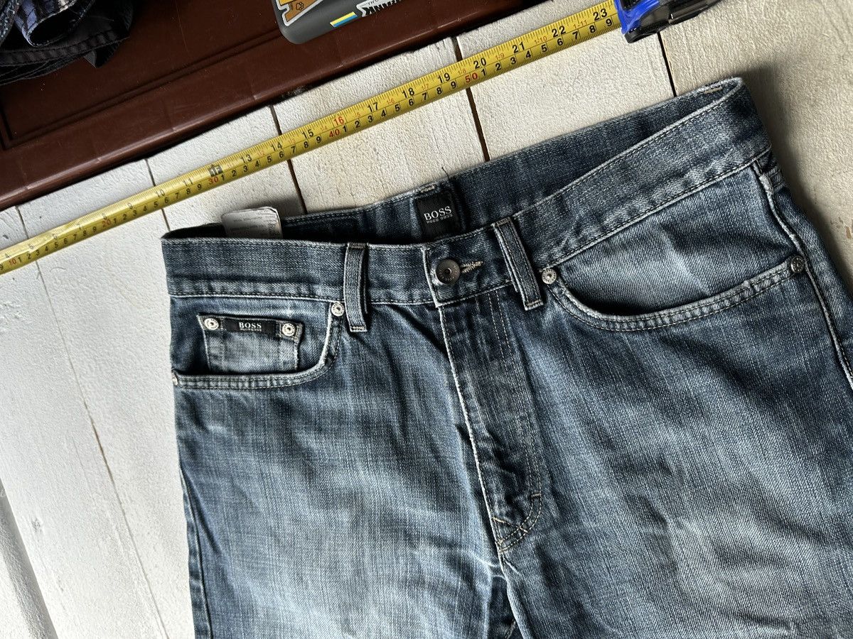 Hugo Boss 🚨 VNTG HUGO BOSS BLUE WASHED RARE MEN DENIM JEANS LUXURY Size US 32 / EU 48 - 2 Thumbnail
