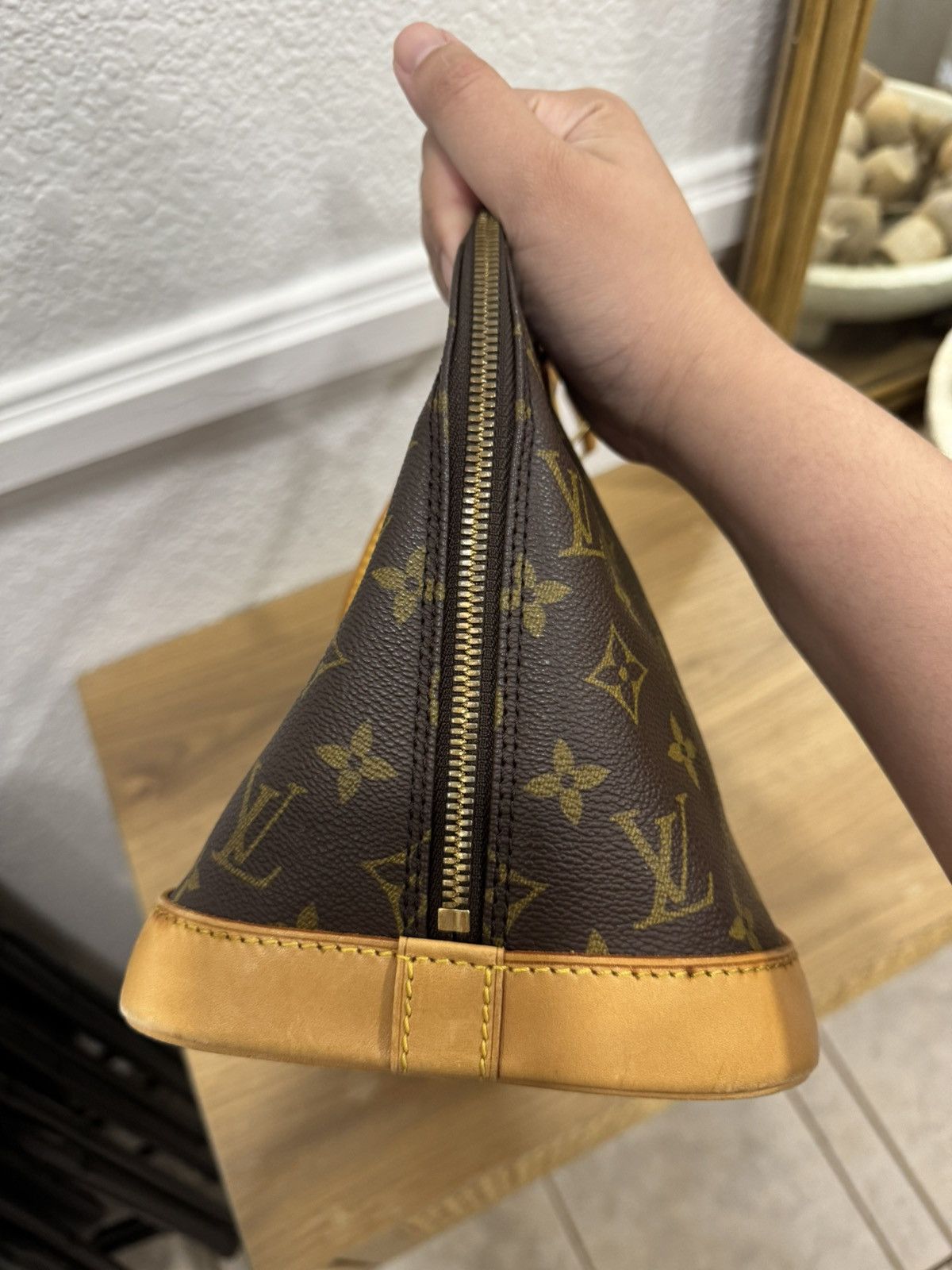 Louis Vuitton Louis Vuitton Alma PM Monogram Handbag Size ONE SIZE - 12 Thumbnail