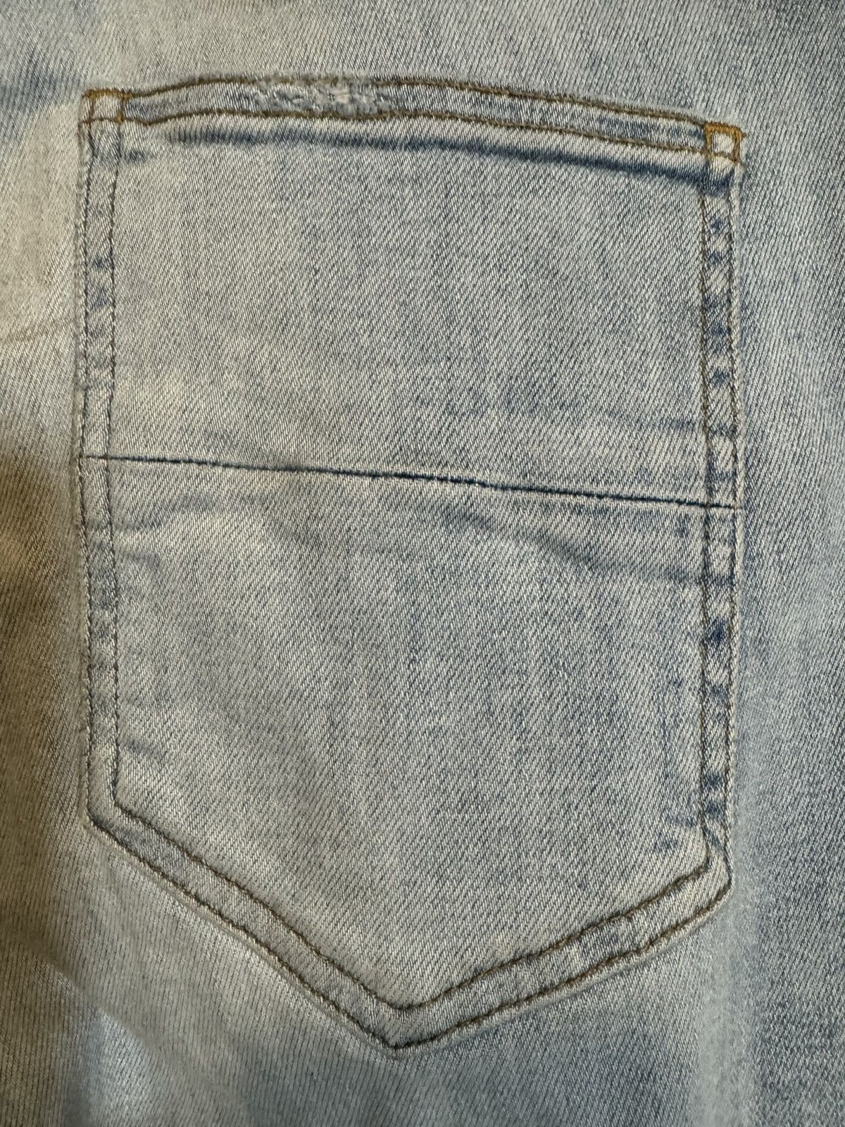 Amiri EUC Amiri Distressed Denim Skinny Jeans Size US 36 / EU 52 - 13 Thumbnail