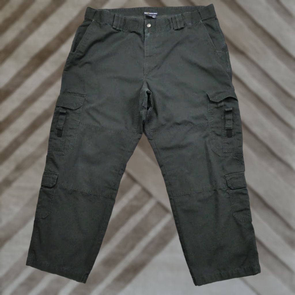 Vintage 5.11 Tactical Pants Mens 44x30 Black Workwear Ripstop Utility Double Knee Chino Straight Pockets 511 Model Army Outdoor Vintage No 90s Size US 44 / EU 60 - 1 Thumbnail