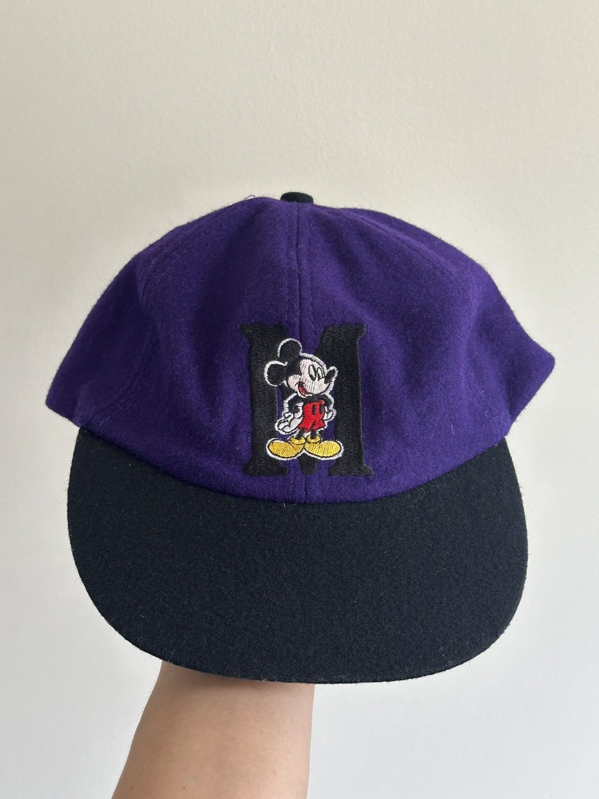 Disney × Mickey Mouse × Vintage Vintage 90’s Mickey Mouse Wool Hat Mickey Unlimited Purple Size ONE SIZE - 1 Thumbnail