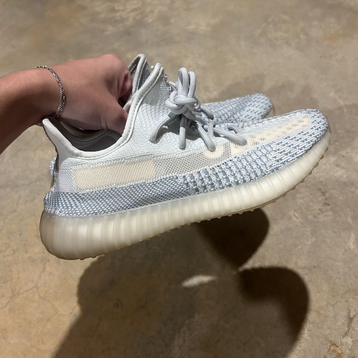 Adidas × Kanye West × Yeezy Adidas Yeezy Boost 350 V2 Cloud White 2019 US 8 Size US 8 / EU 41 - 7 Thumbnail