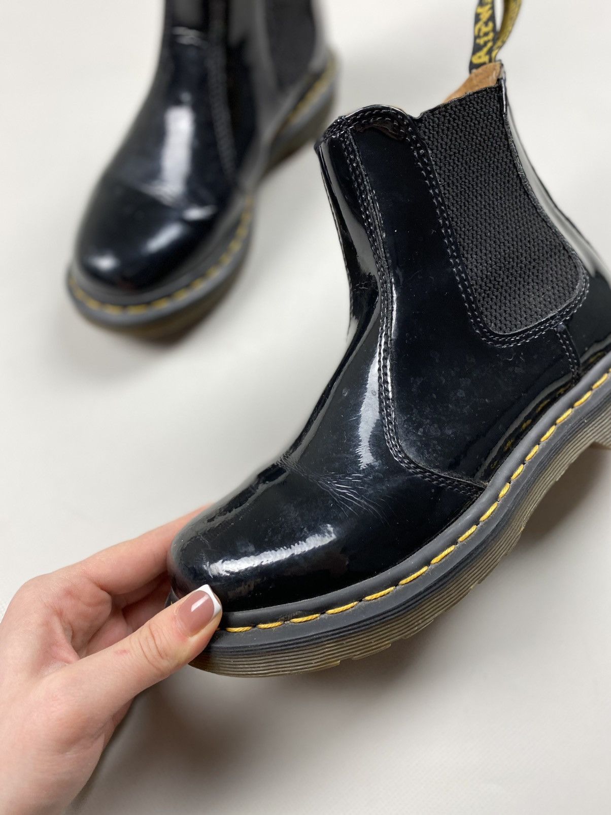 Dr. Martens Dr. Martens 2976 ladies leather Chelsea boots shoes size 37 Size US 6 / IT 36 - 9 Thumbnail
