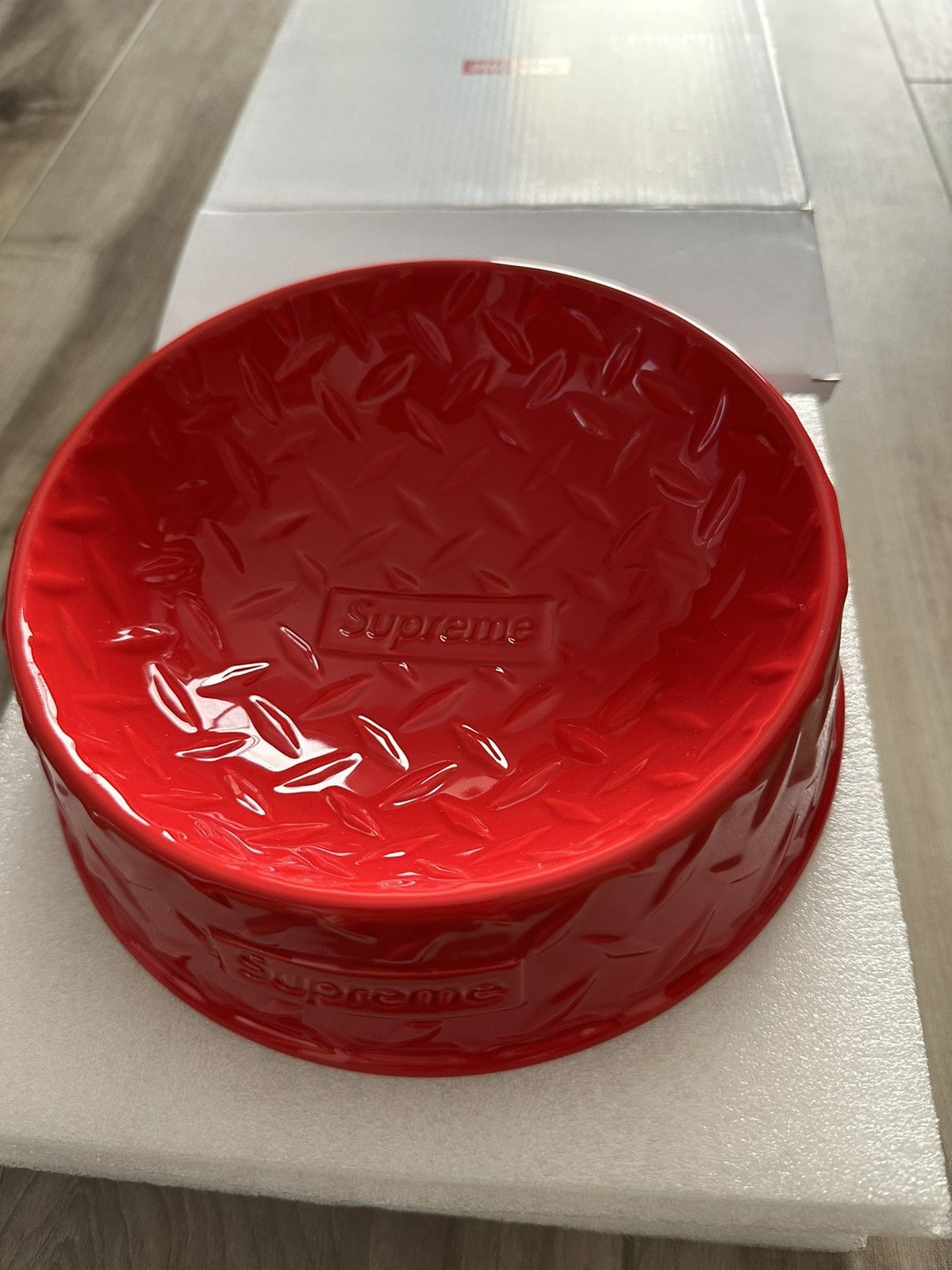 Supreme Diamond Plate Dog Bowl Red (x2) SS23 Brand New | Grailed