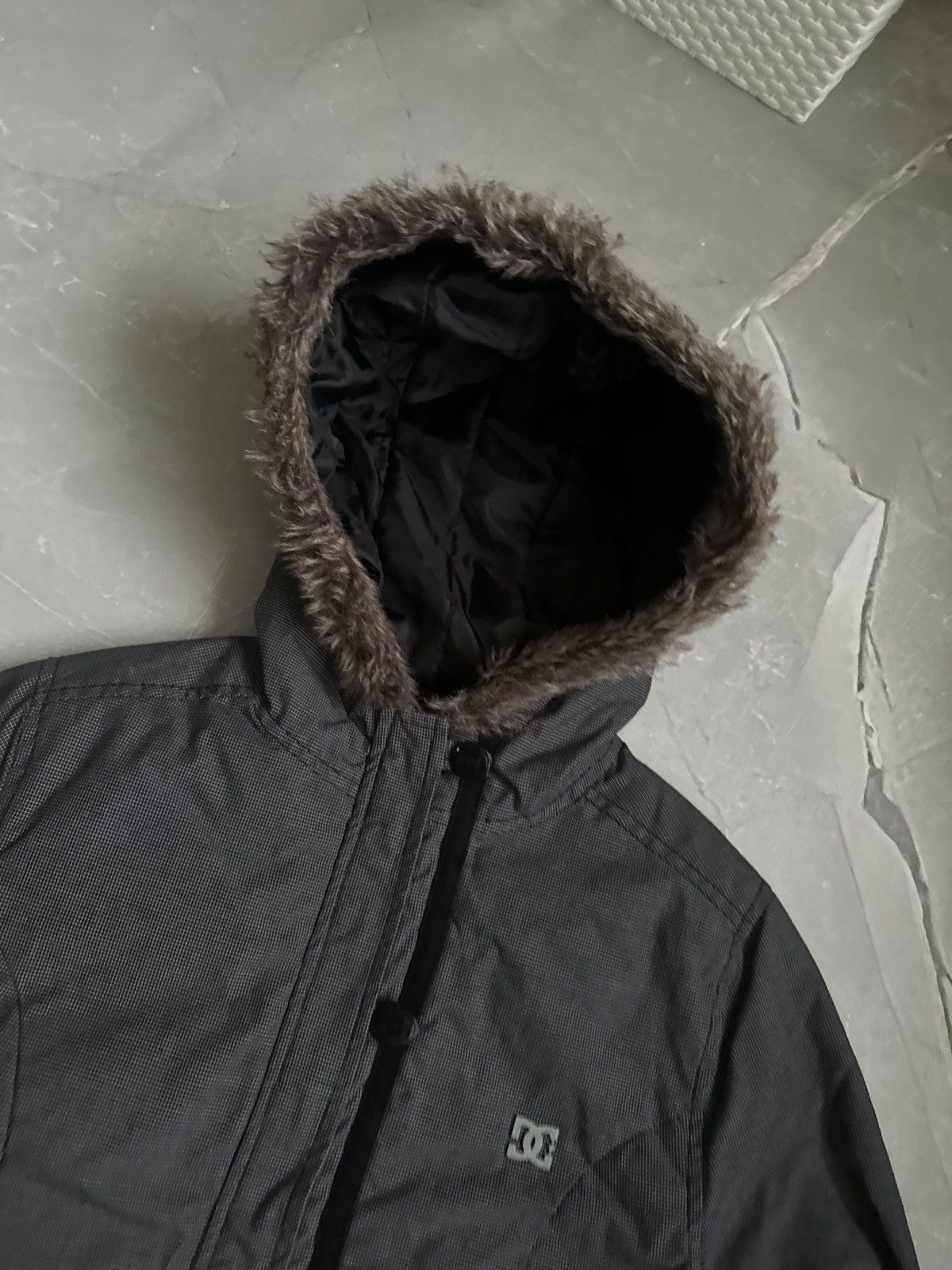 DC Vintage y2k DC Fur Hood Cropped Jacket Ifsixwasnine Style Size S / US 4 / IT 40 - 6 Thumbnail