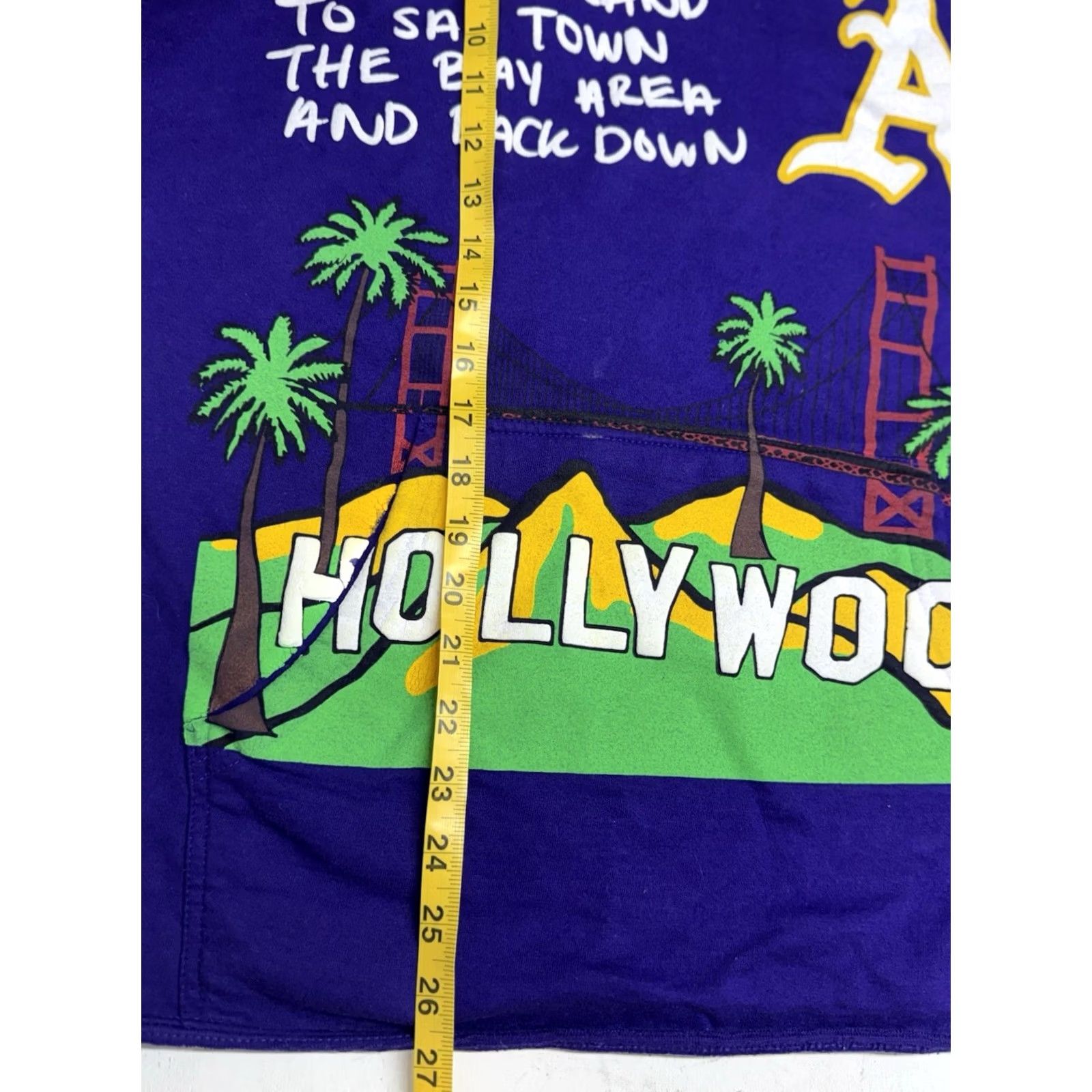 Vintage Homme + Femme Purple Oakland vs New York City Graphic Hoodie USA Made Size Large Size US L / EU 52-54 / 3 - 4 Thumbnail