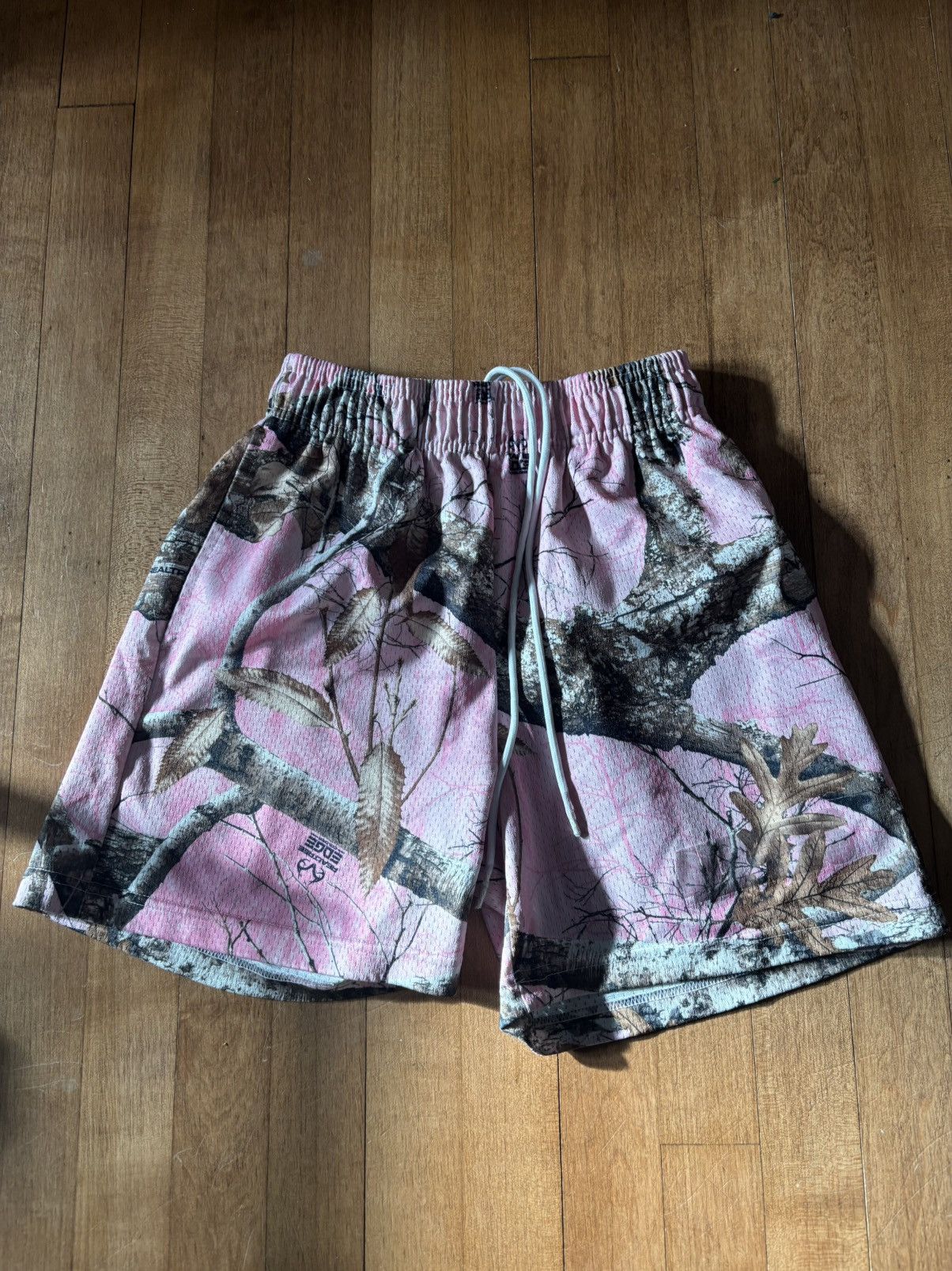 Bravest Studios Bravest studio pink wood shorts Size US 28 / EU 44 - 2 Thumbnail