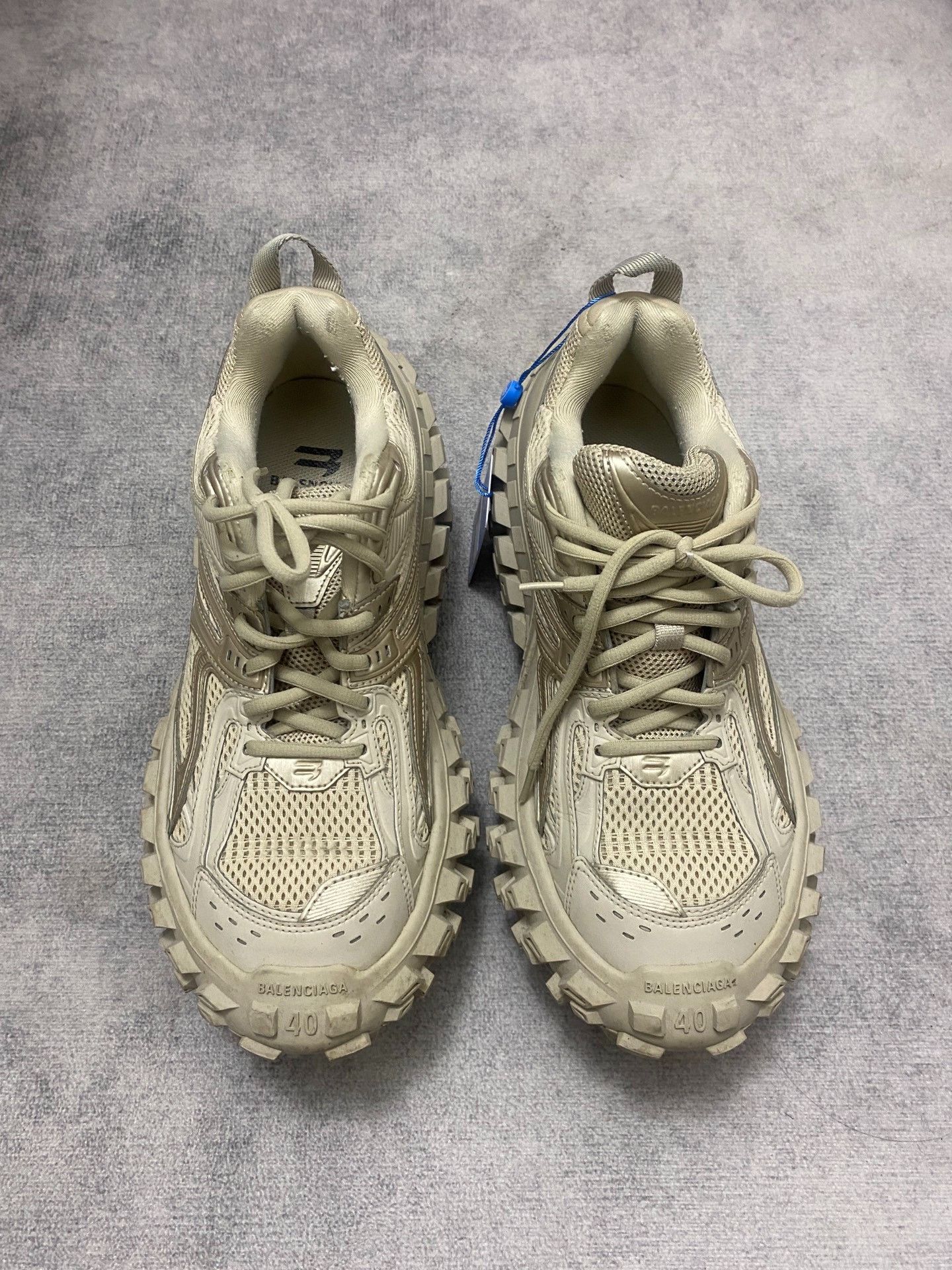 Balenciaga Balenciaga Beige Chunky Sole Sneakers 40 Size US 7 / EU 40 - 1 Thumbnail