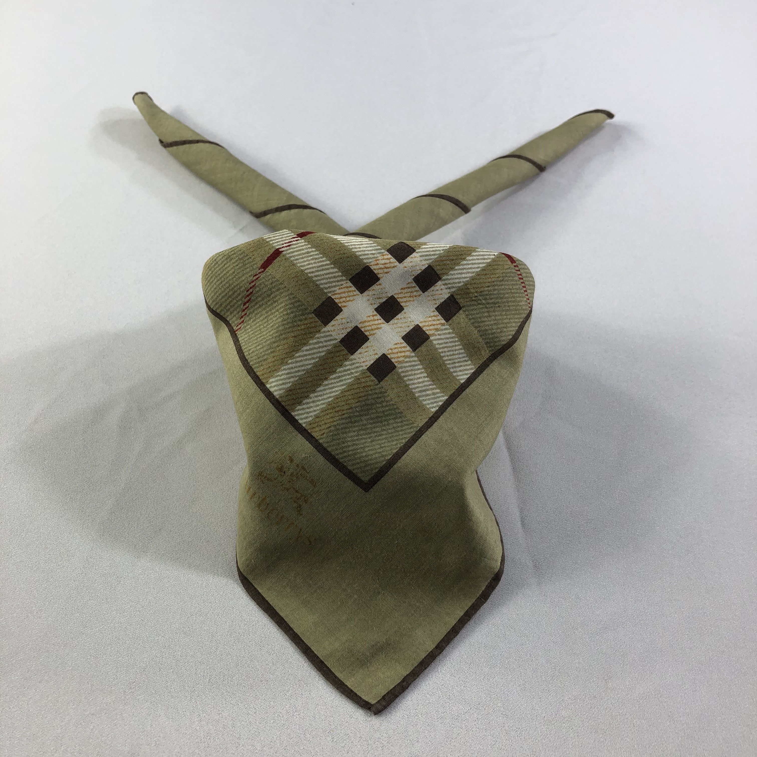 Burberry Burberry Hand Rolled Handkerchief Neckerchief Bandana H1509 Size ONE SIZE - 2 Thumbnail