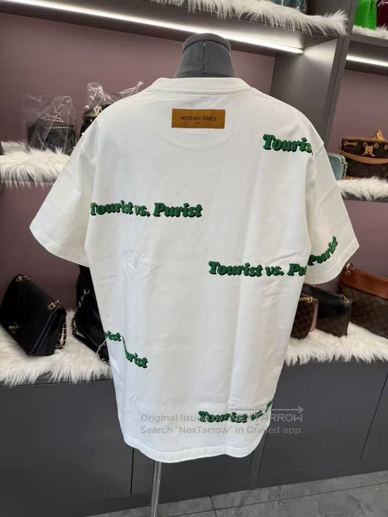Louis Vuitton Louis Vuitton Letter Flock Print T-Shirt Size US XL / EU 56 / 4 - 4 Thumbnail