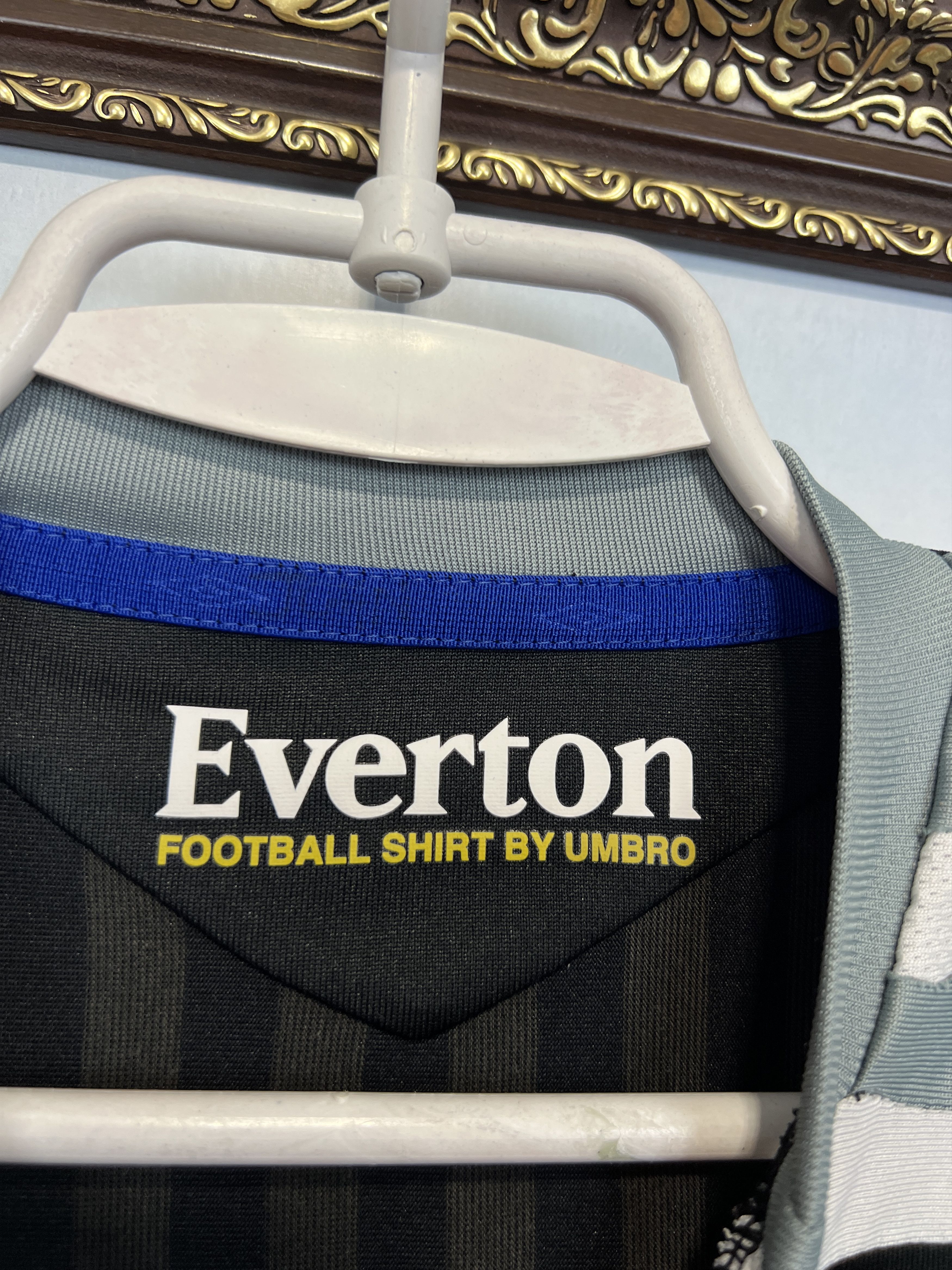 Umbro Everton Goalkeeper football shirt Jersey Howard Size Boys L Size US XXS / EU 40 - 9 Thumbnail