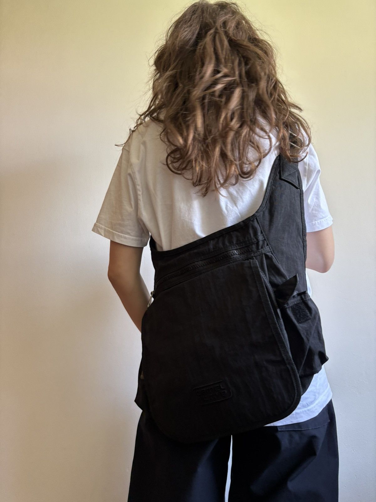 Vintage Camel Active Nylon Crossbody Sling Bag in Black, Men's