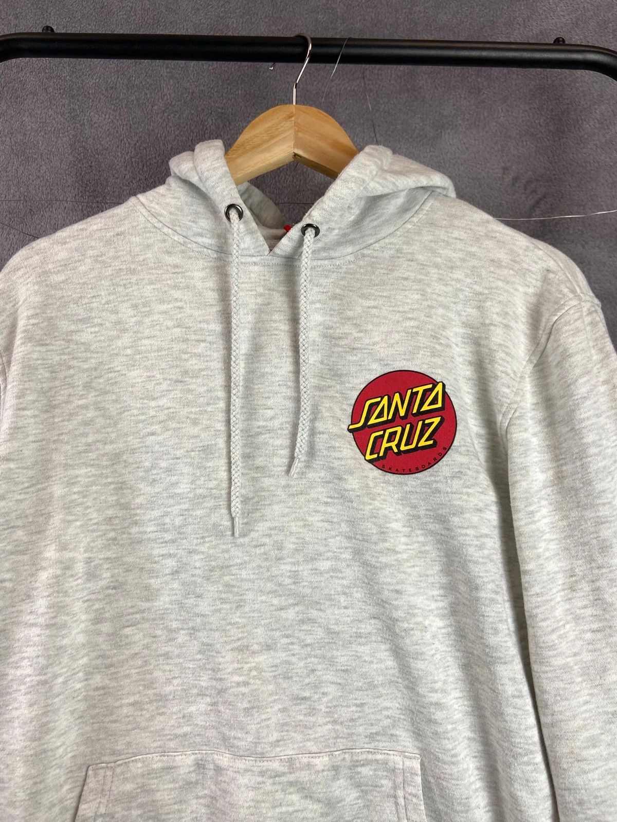 Santa Cruz Skateboards Santa Cruz Grey Hoodie with Logo Vintage Y2K S Size US S / EU 44-46 / 1 - 3 Thumbnail