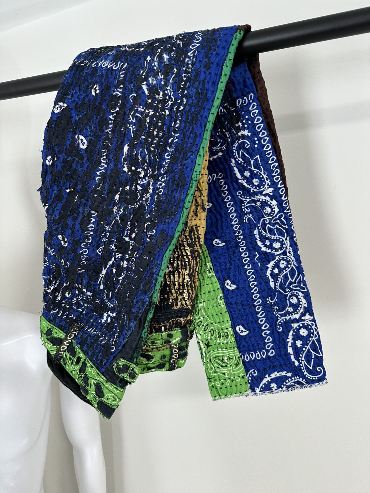Louis Vuitton Louis Vuitton x Kaptial “Paisley Pants” Size US 32 / EU 48 - 4 Thumbnail