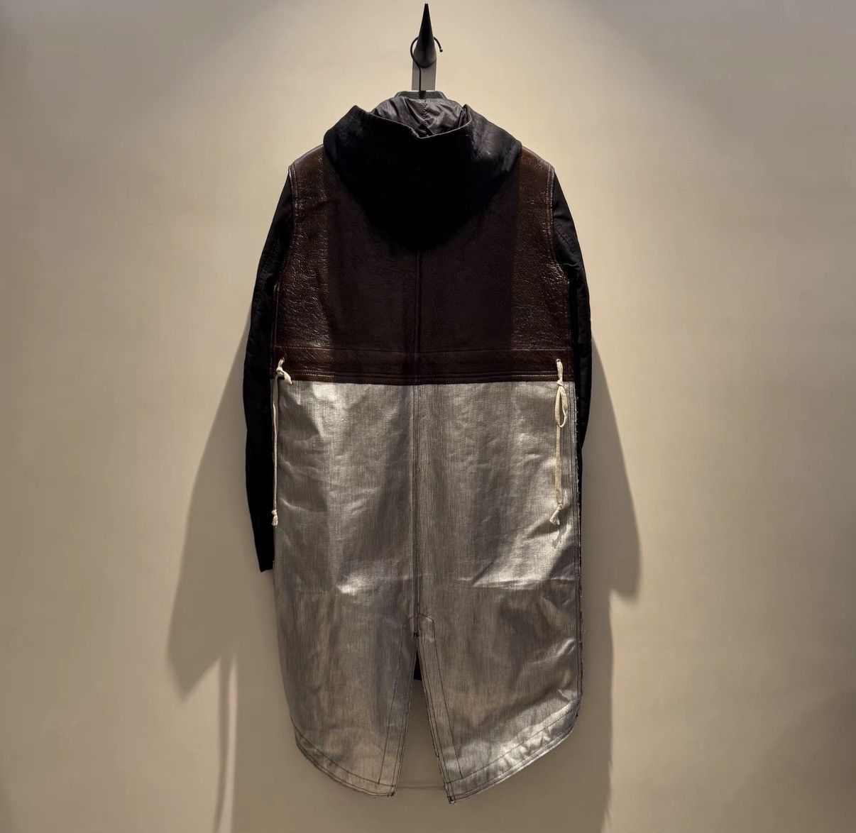 Rick Owens Rick Owens DRKSHDW Drawstring Coat with Special Back Panel Size XS / US 0-2 / IT 36-38 - 3 Thumbnail