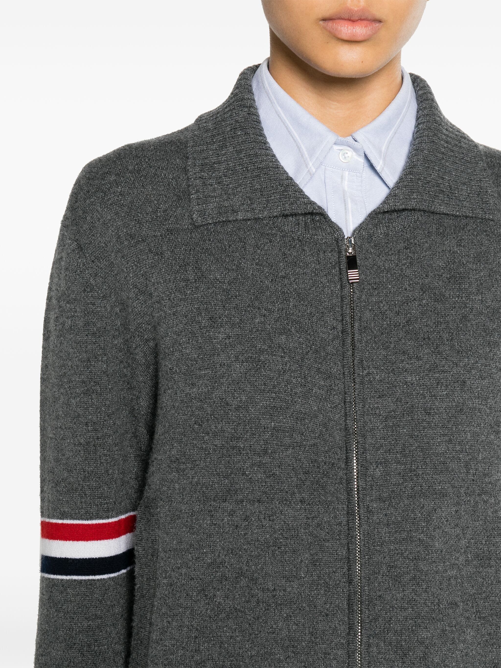 Thom Browne o1s22i1n0924 Cashmere Cardigan in Dark Grey Size M / US 6-8 / IT 42-44 - 5 Thumbnail