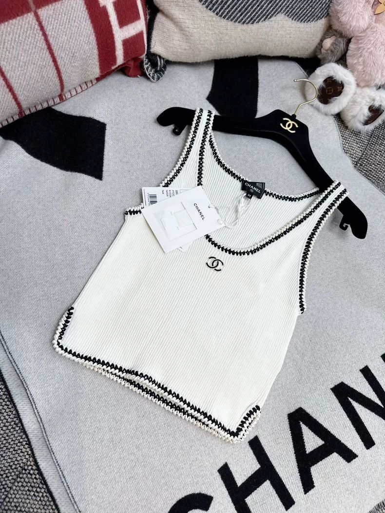 Chanel Chanel 22C early spring show white and black rolled-edged Size XS / US 0-2 / IT 36-38 - 1 Thumbnail