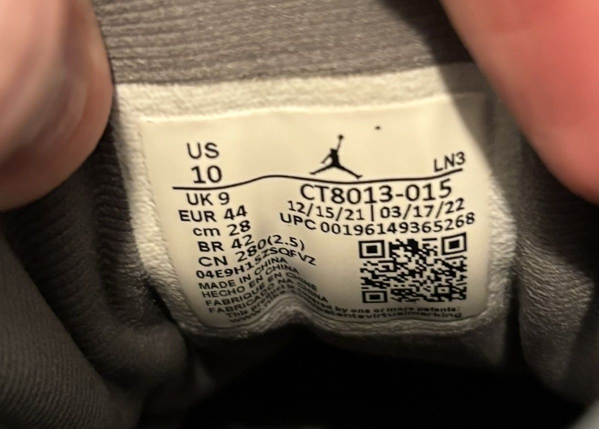Jordan Brand Jordan 12 Retro Stealth 2022 Size 10 Size US 10 / EU 43 - 8 Thumbnail