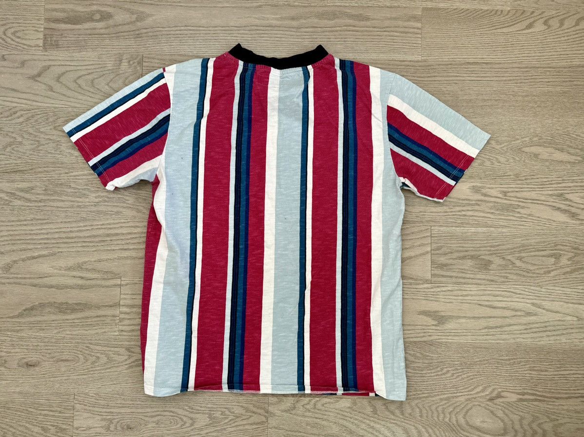 Guess × Vintage GUESS Los Angeles Vintage Striped T-Shirt Size US S / EU 44-46 / 1 - 5 Thumbnail