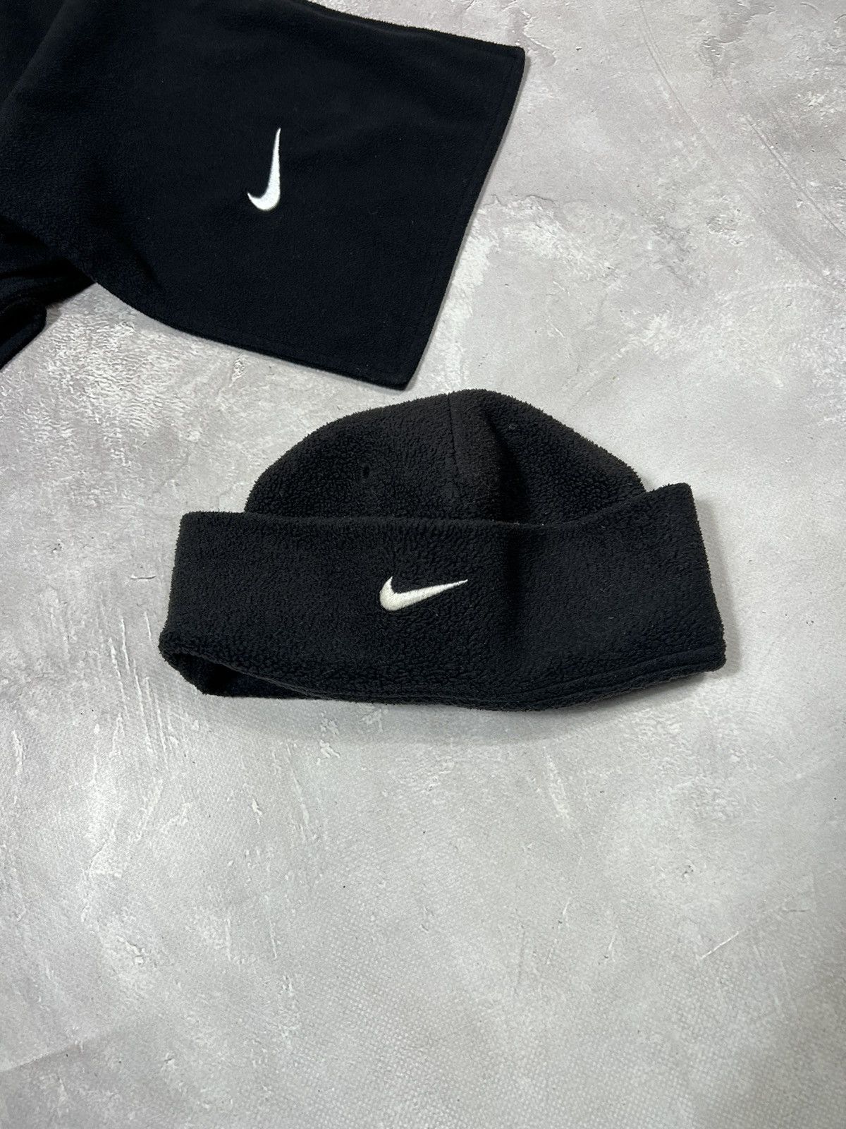 Vintage Vintage Nike Fleece Set Hat+Scarf Size ONE SIZE - 3 Thumbnail