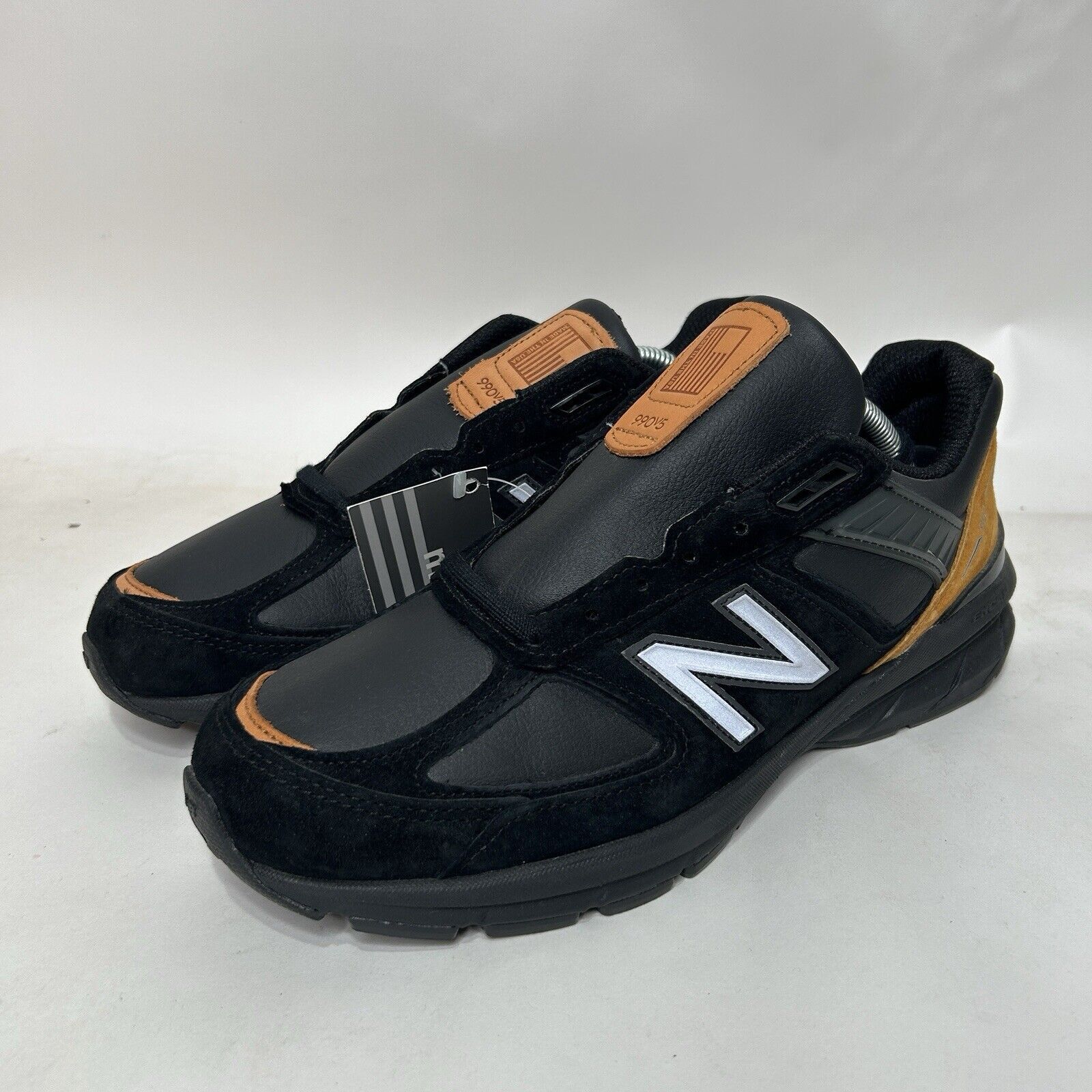 New Balance New Balance Shoes 990v5 Made in USA “Black Tan” 2024 Size US 9.5 / EU 42-43 - 3 Thumbnail