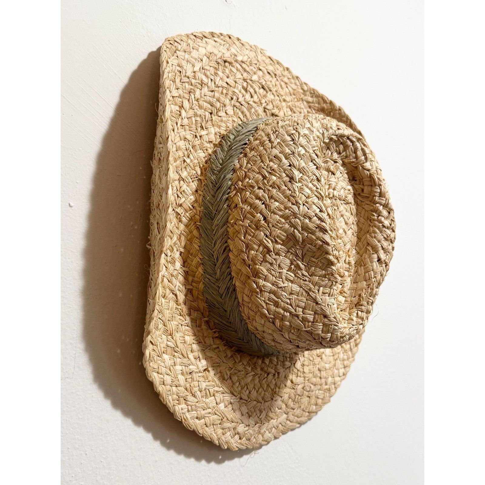Vineyard Vines NWT New Vineyard Vines Women’s Raffia straw fedora hat Size ONE SIZE - 2 Thumbnail