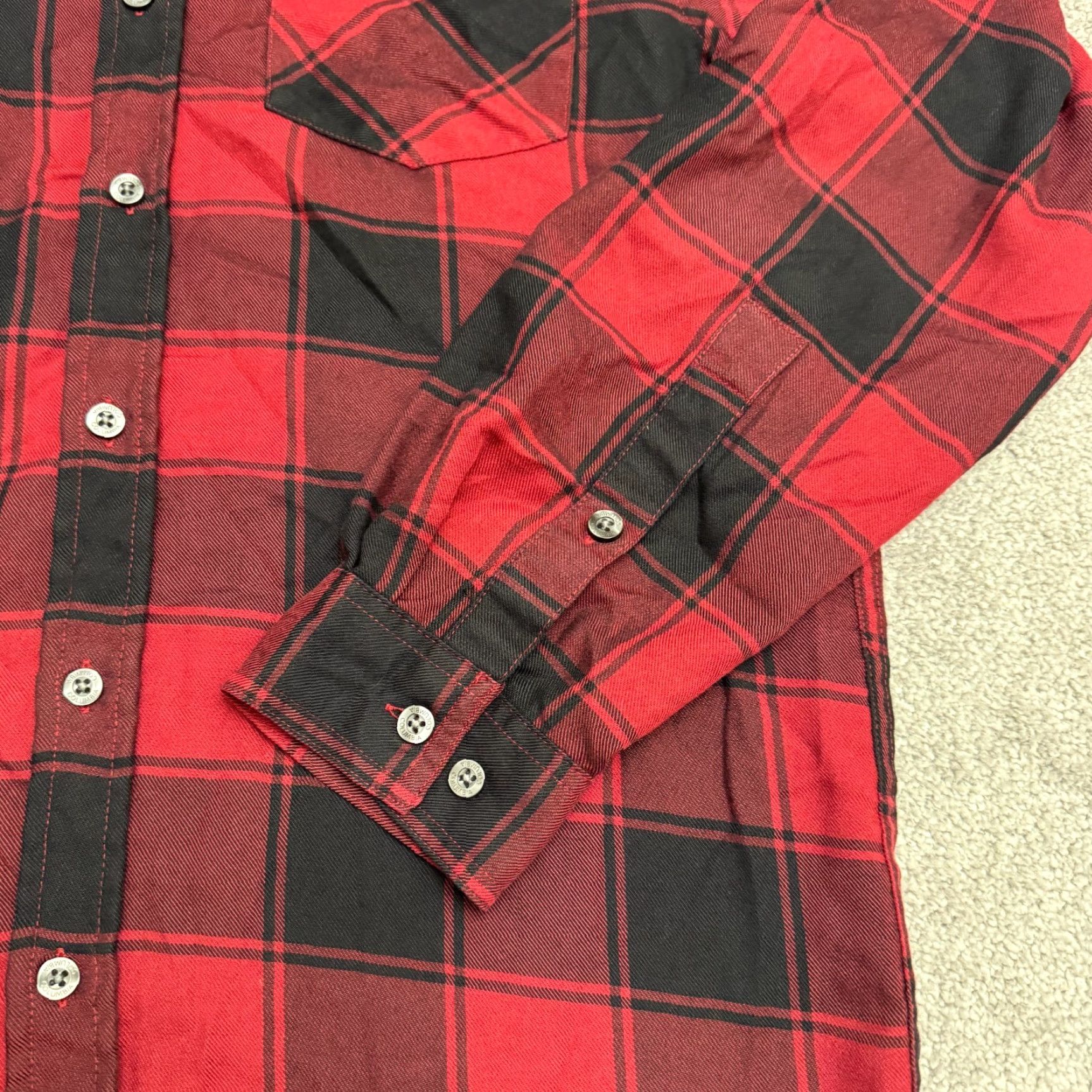 Vintage Columbia Shirt Mens Medium Red Plaid Long Sleeve Button-Up Casual Flannel Size US M / EU 48-50 / 2 - 5 Thumbnail