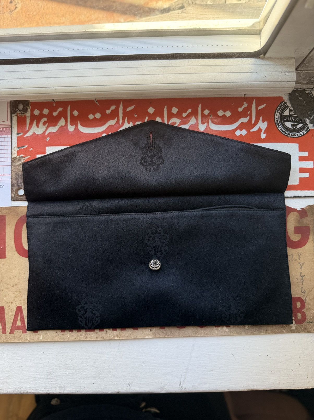 Chrome Hearts 🚭GRAIL🚭EARLY 2000s "FUCK YOU" SILK SLEEPING MASK w/ CASE Size ONE SIZE - 14 Thumbnail