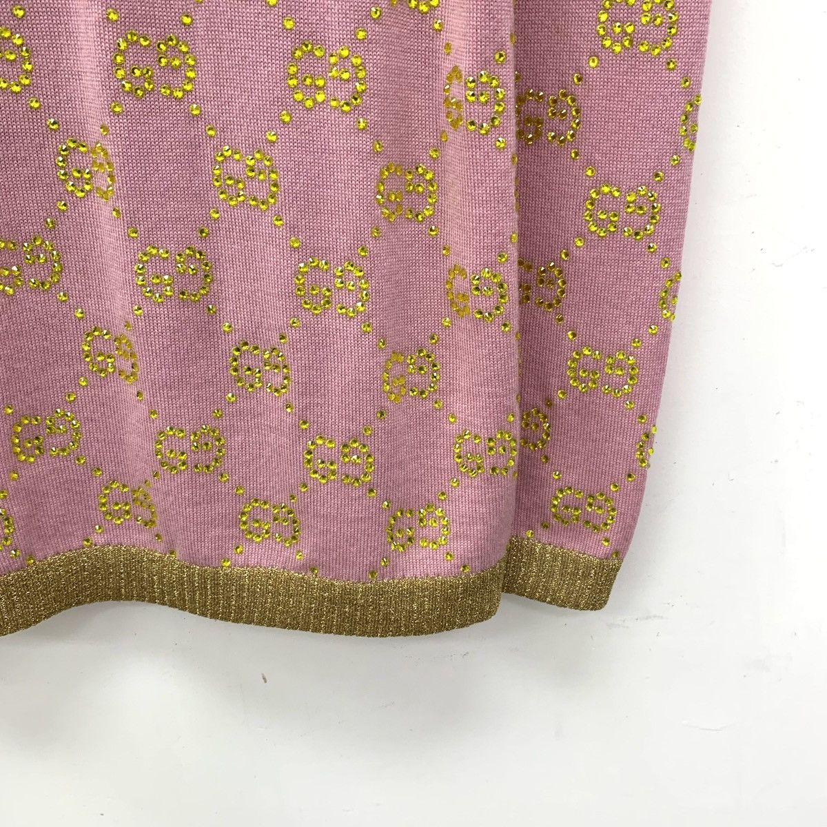 Gucci Gucci Pink Rhinestone Wool Long Sleeve Knit Sweater K26WX Size XS / US 0-2 / IT 36-38 - 4 Thumbnail