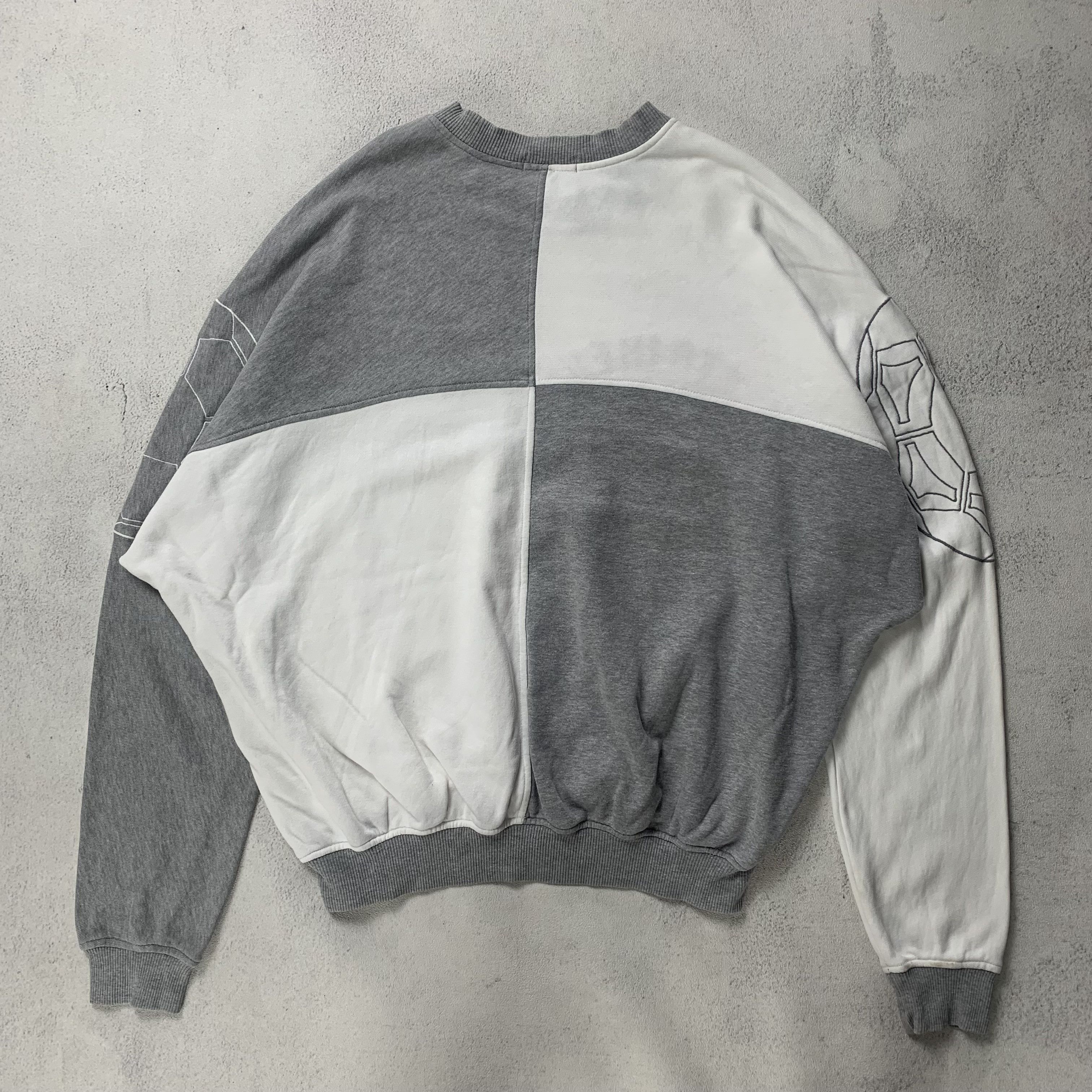 Vintage Vintage PIASPORTS Sweatshirt Crewneck Size US L / EU 52-54 / 3 - 2 Thumbnail