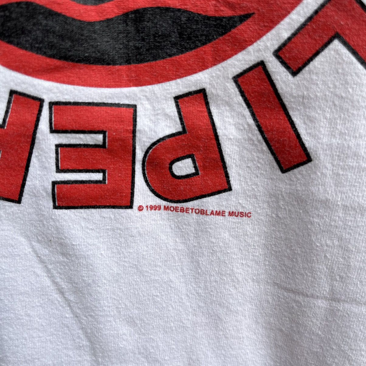 Band Tees Vintage RED HOT CHILI PEPPERS band tee Size US M / EU 48-50 / 2 - 5 Thumbnail