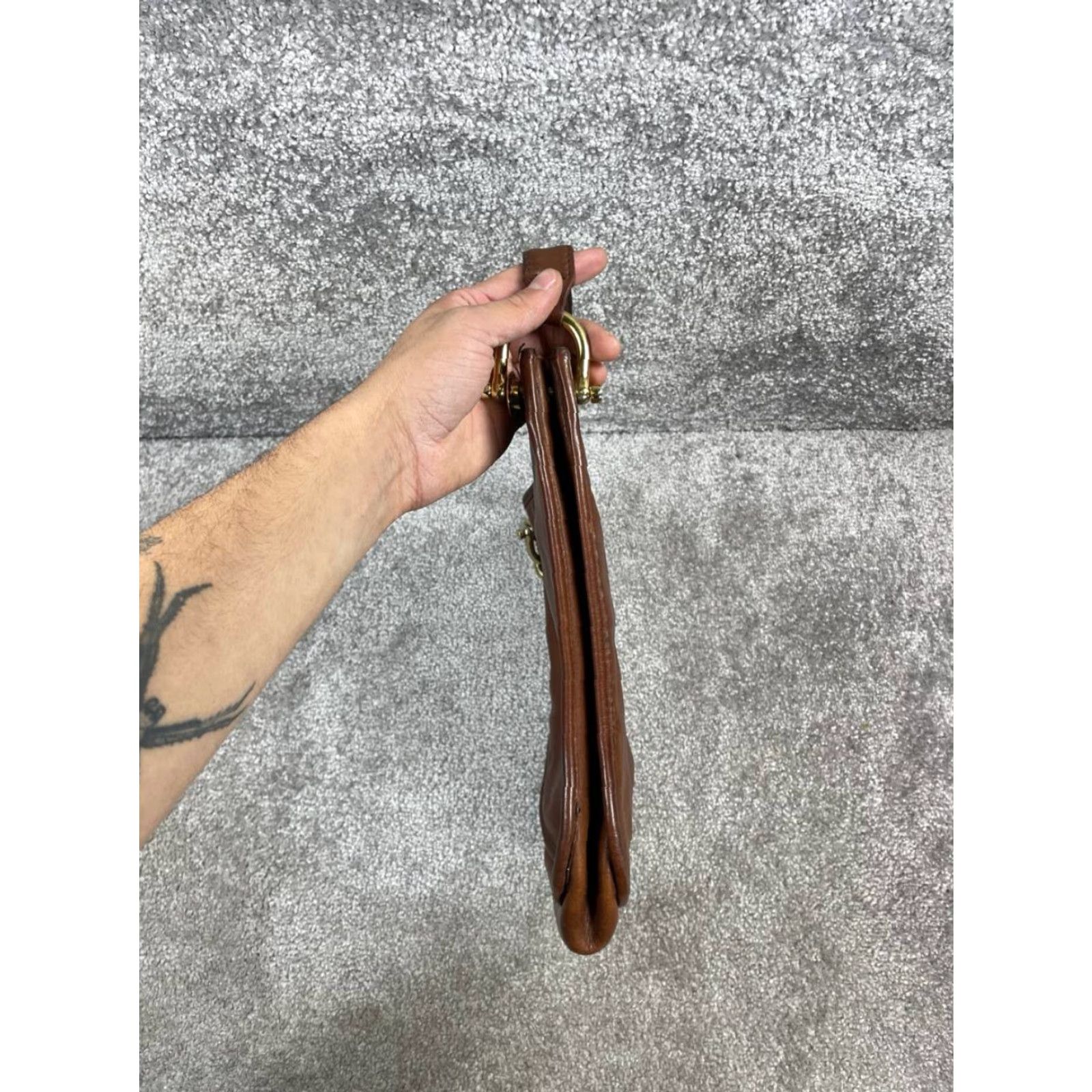Tory Burch VINTAGE Tory Burch Bags Womens Brown Leather Inner Zipper Pocket Chain Strap Shoulder Size ONE SIZE - 2 Thumbnail