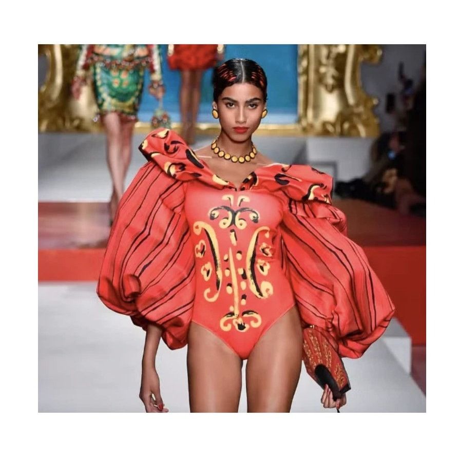 Moschino SS20 Moschino Couture Jeremy Scott Picasso ClipOn Earrings Size ONE SIZE - 1 Thumbnail