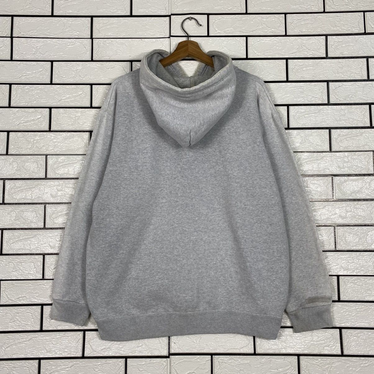 Japanese Brand 📌Vintage Hoodie Pull Over Discus Athletic Size US XL / EU 56 / 4 - 9 Thumbnail
