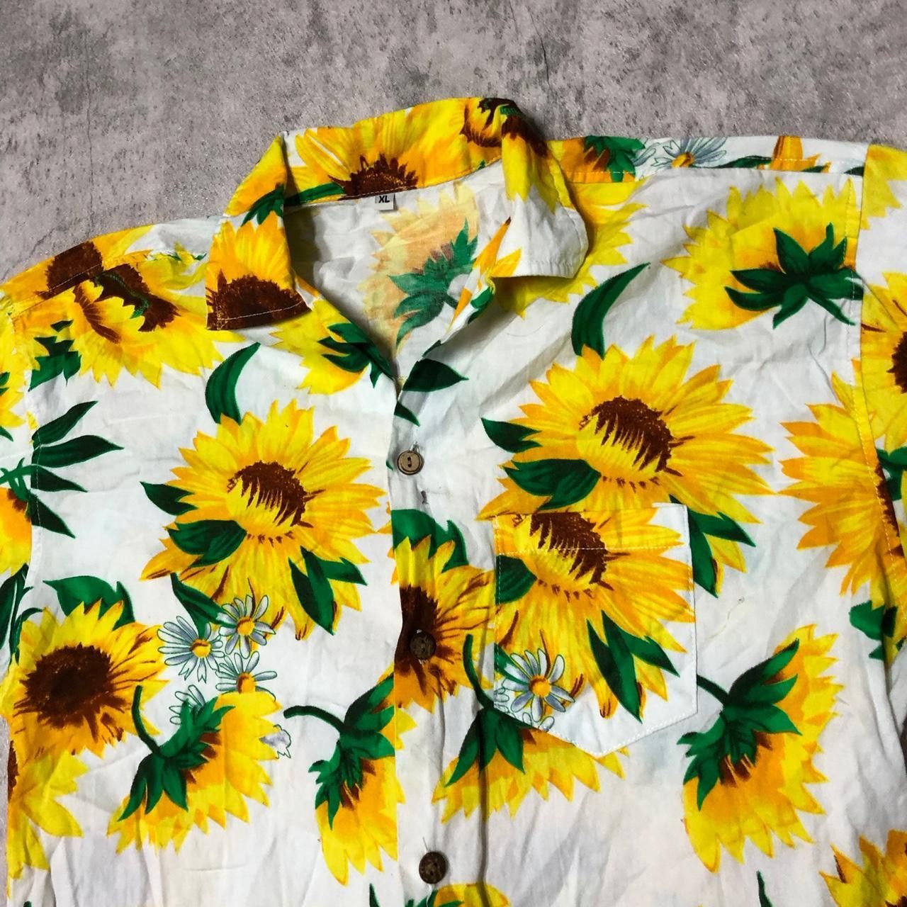 Other Yellow and green sunflower button-up shirt #summer Size US XL / EU 56 / 4 - 2 Thumbnail