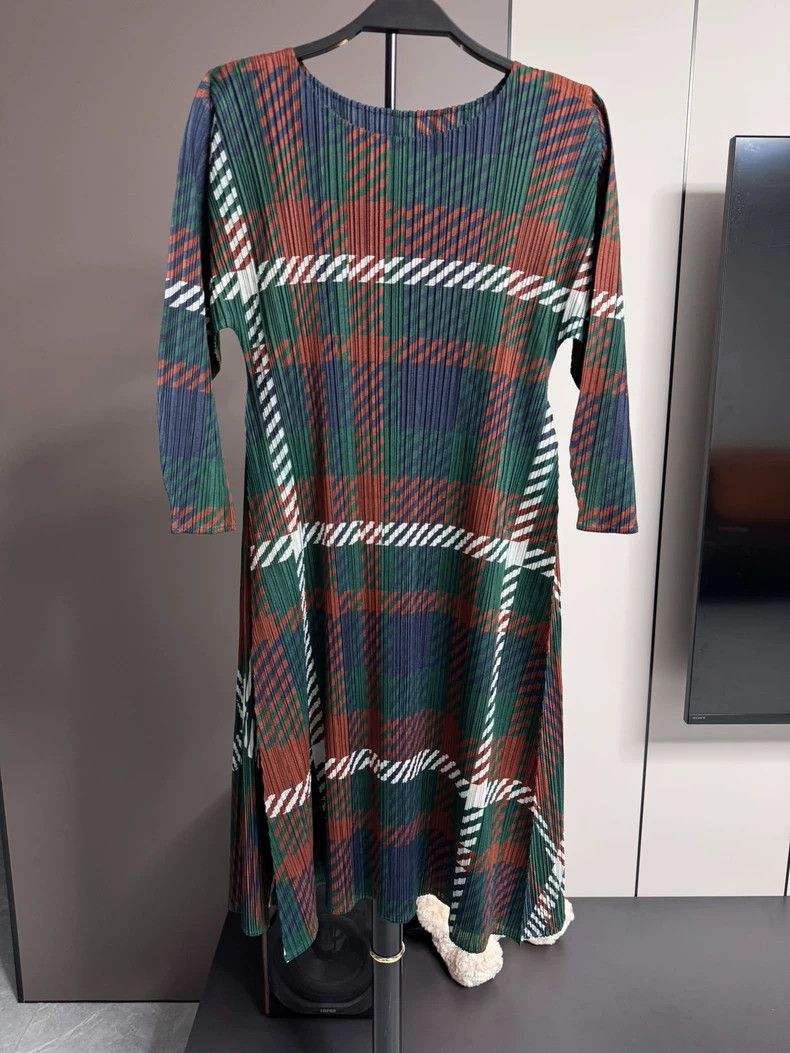 Issey Miyake Issey Miyake size:3 Brown and blue checkered dress Size S / US 4 / IT 40 - 1 Thumbnail