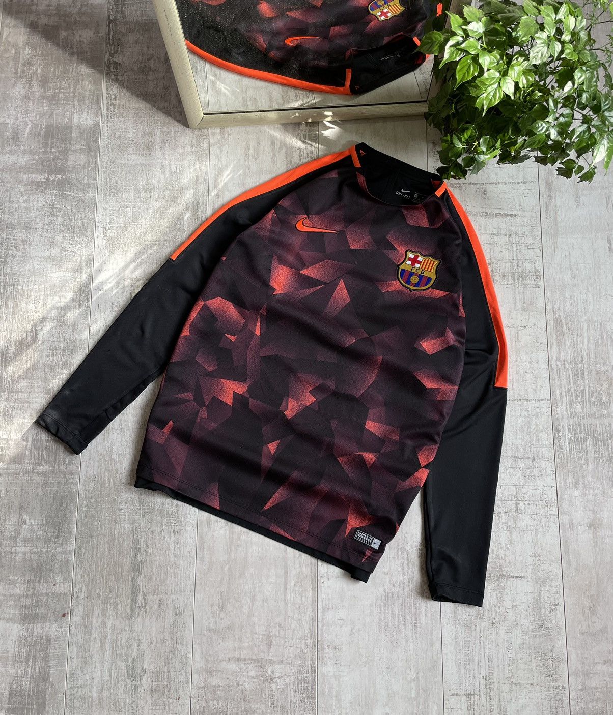 Nike Nike FC Barcelona 2017/2018 Long Sleeve Jersey Training Size US M / EU 48-50 / 2 - 1 Thumbnail