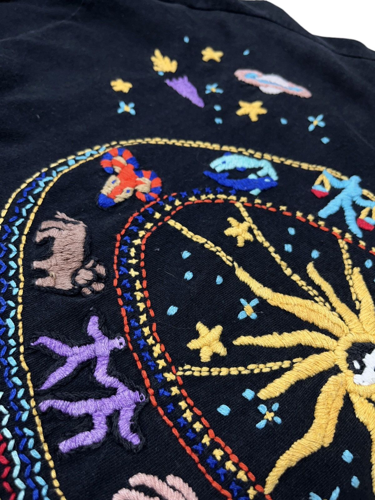 Vintage Vintage Zodiac Signs Horoscope Hand Embroidery Long Sleeve Size US L / EU 52-54 / 3 - 6 Thumbnail