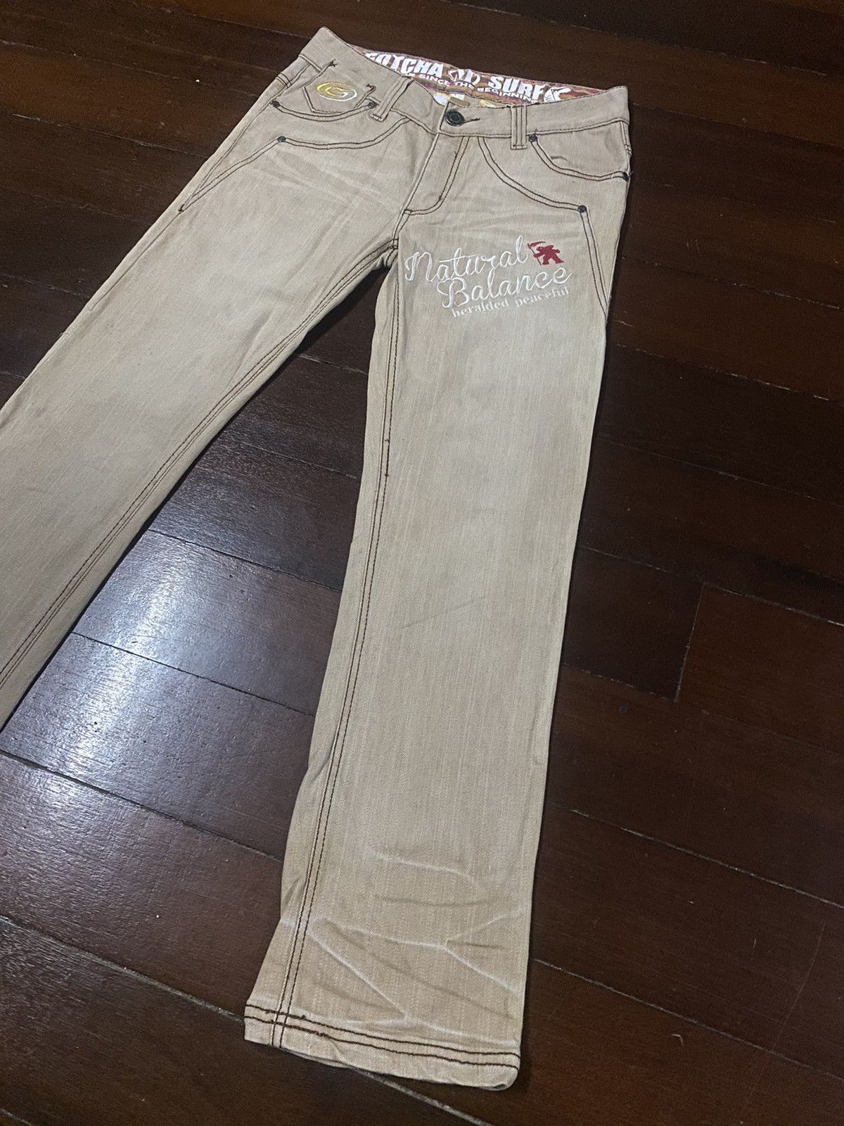 Gotcha FIRE 🔥 GOTCHA INTERNATIONAL EMBROIDERED BIG LOGO Size US 34 / EU 50 - 6 Thumbnail