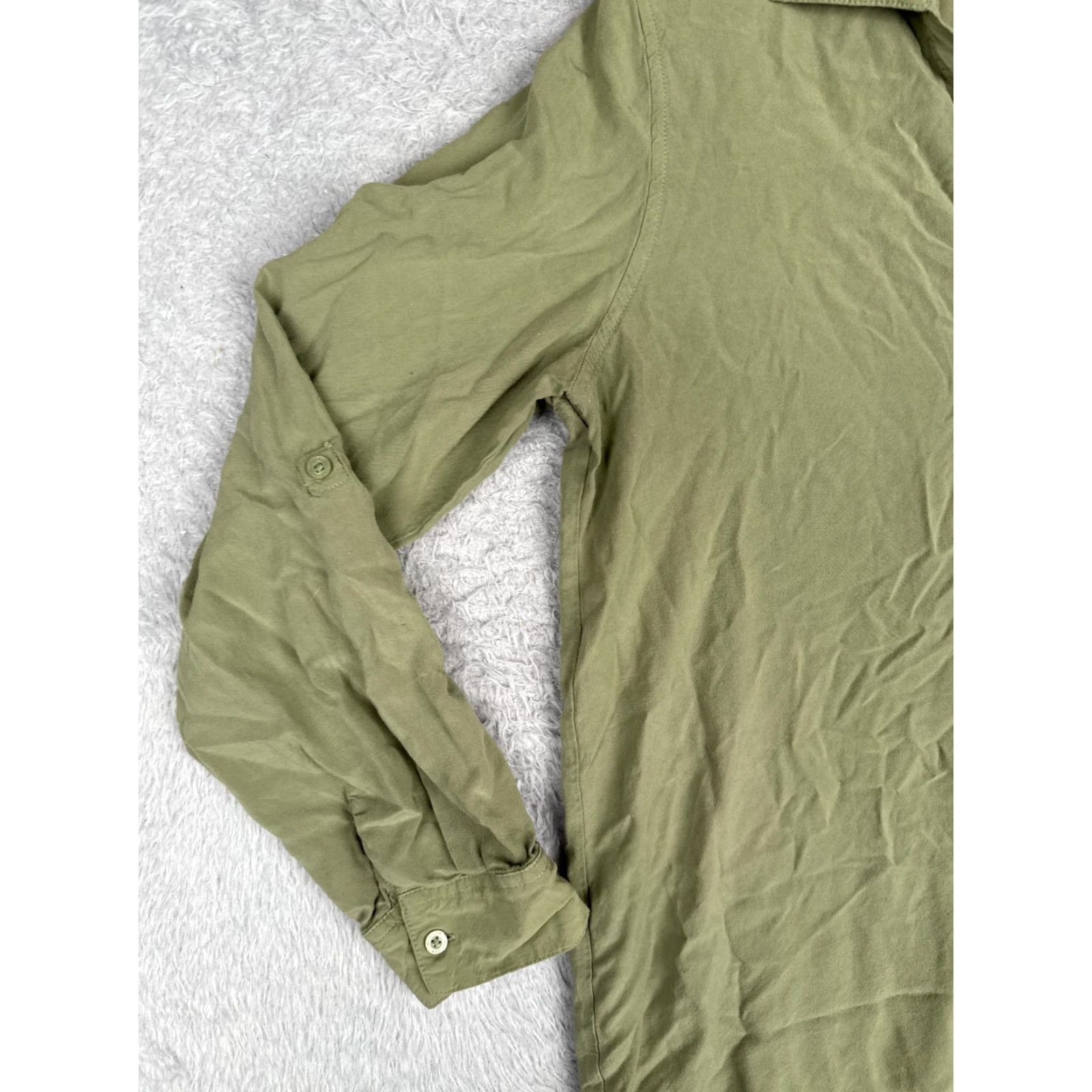 Tommy Hilfiger Tommy Hilfiger Shirt Women M Green Long Sleeve V-Neck 100% Viscose Pocket Collared Button-Up Slim Pattern Solid All Seasons Easy Care Size M / US 6-8 / IT 42-44 - 3 Thumbnail