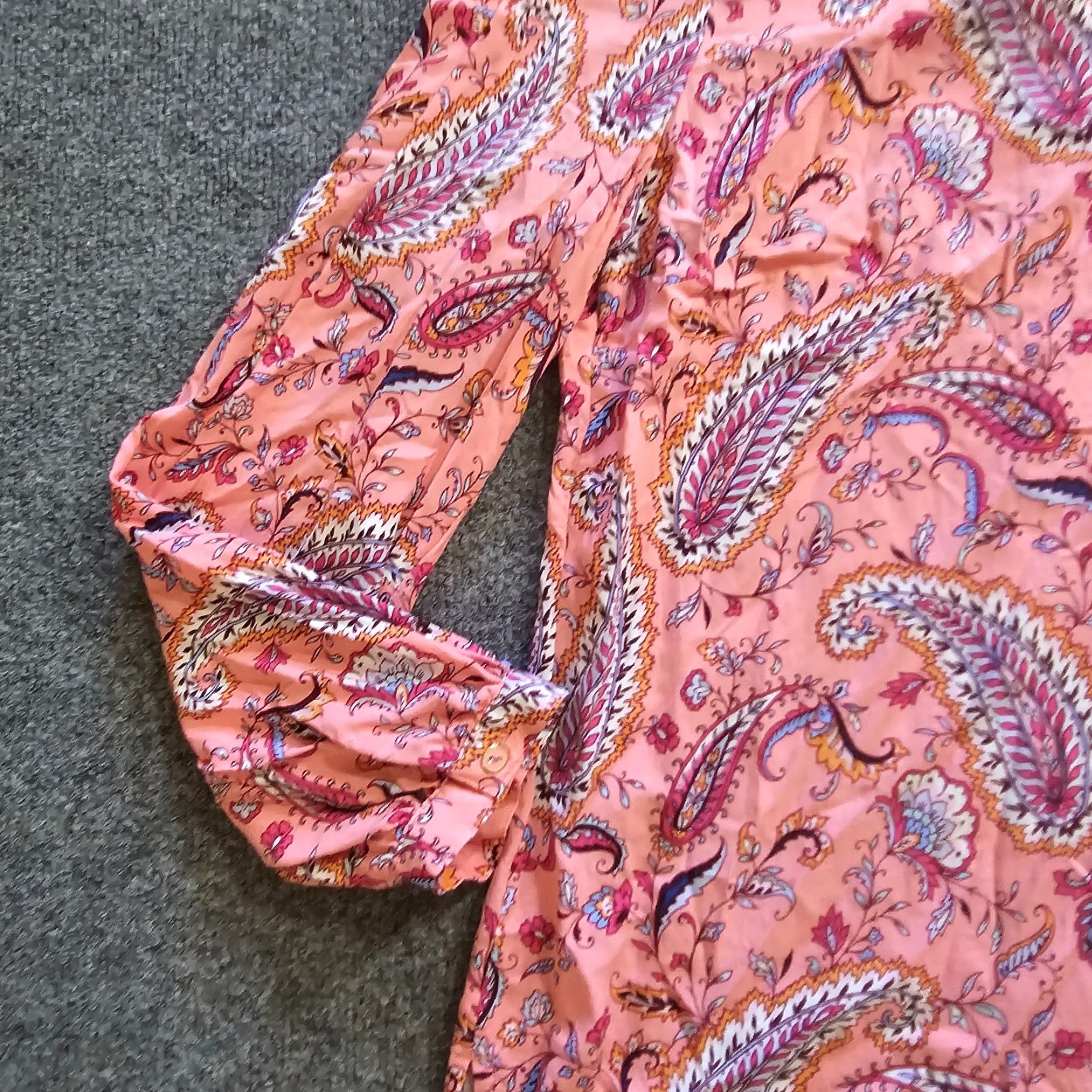 Talbots Talbots Pink Paisley V Neck Long Sleeve Blouse Womens Medium Casual Career Shirt Size M / US 6-8 / IT 42-44 - 4 Thumbnail