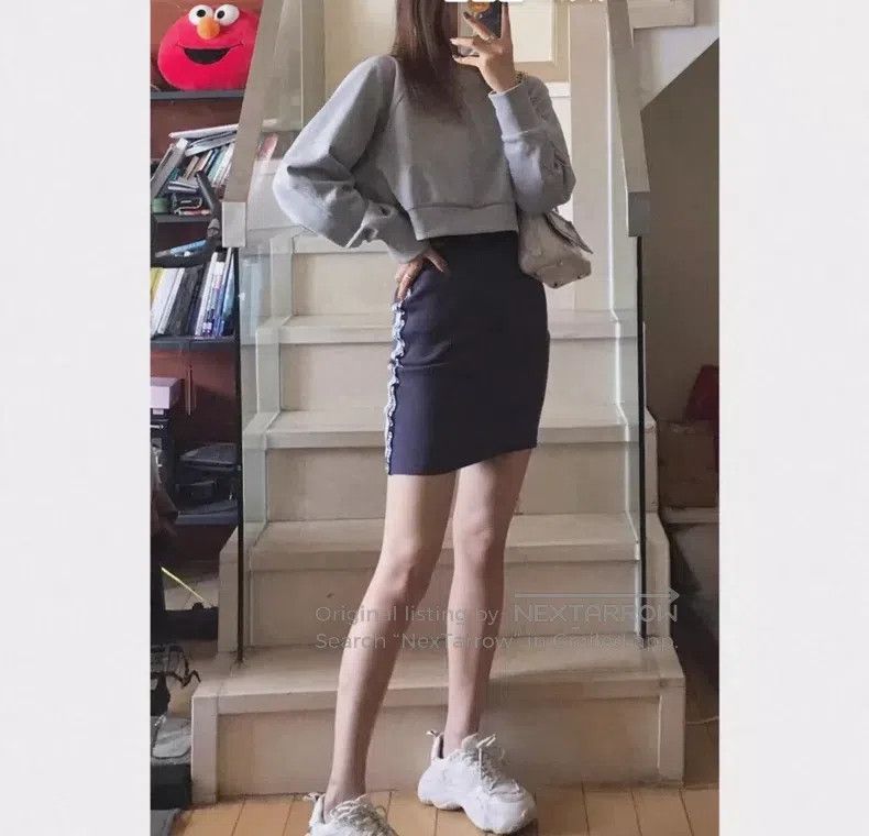 Balenciaga Balenciaga Fleece front short back long sweatshirt Size XS / US 0-2 / IT 36-38 - 1 Thumbnail