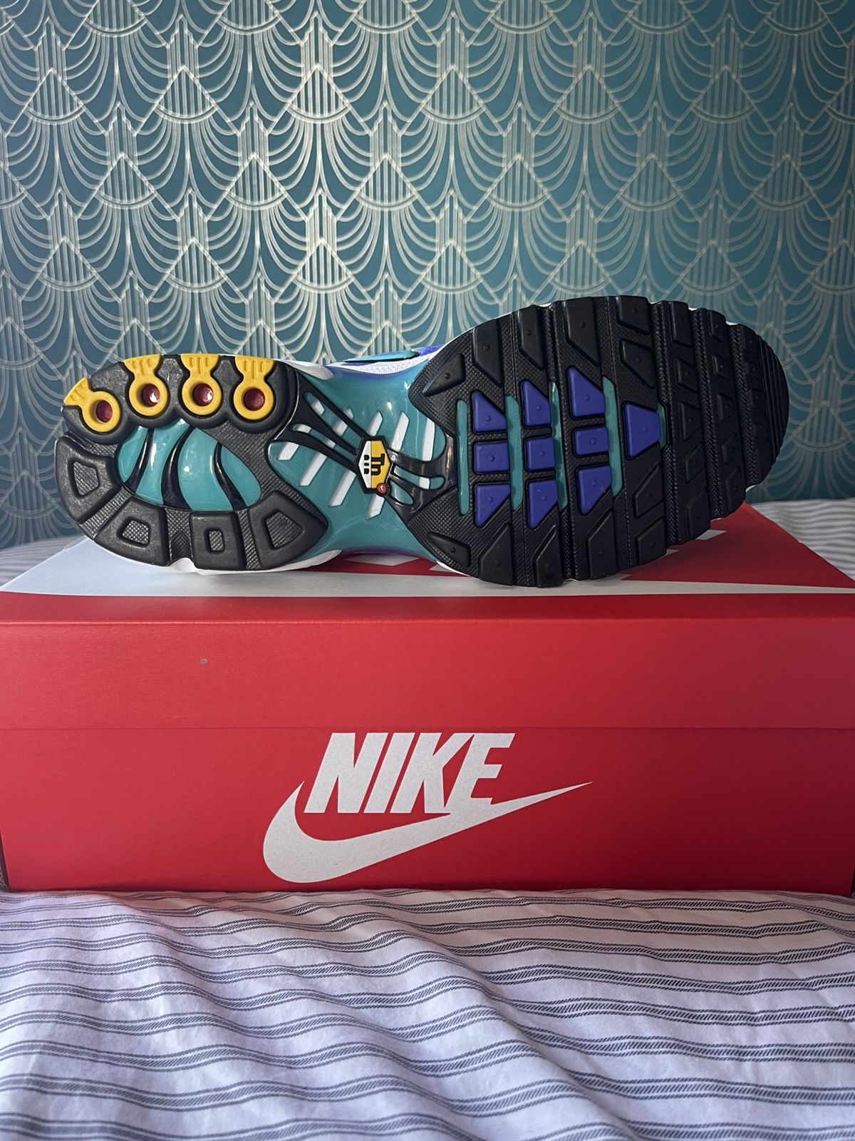 Other Air Max plus White/dusty captus Size US 9.5 / EU 42-43 - 5 Thumbnail
