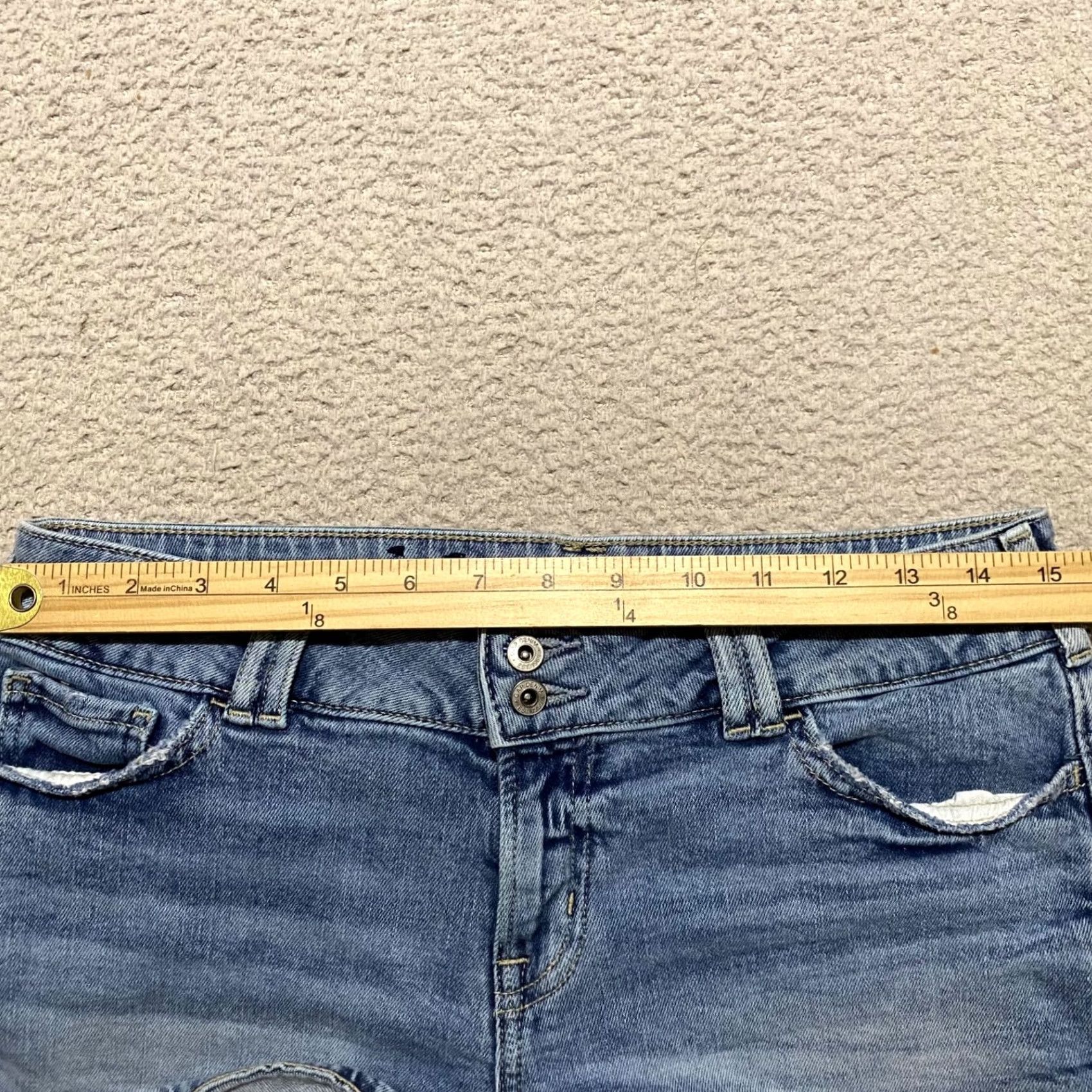 Gap GAP Womens Blue Denim Jean Shorts Size 8 Medium Wash Y2K Low Rise Inseam 2" Size 30" / US 8 / IT 44 - 7 Thumbnail