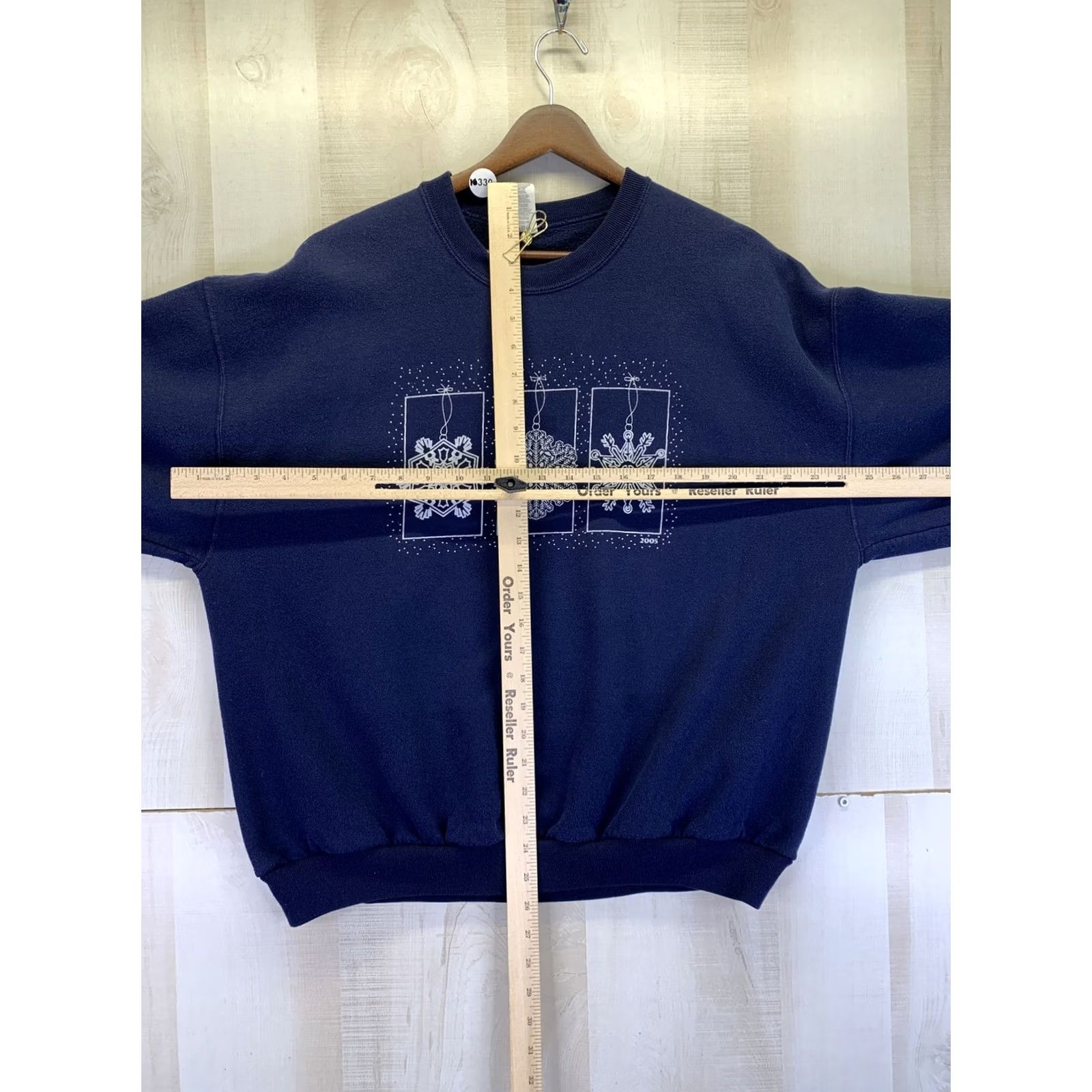 Jerzees VINTAGE Jerzees Snowflake Silver Ornament Graphic Sweatshirt Adult XL-10330 Blue Women Pullover Crew Neck Long Sleeve Winter 2005 Size XL / US 12-14 / IT 48-50 - 6 Thumbnail