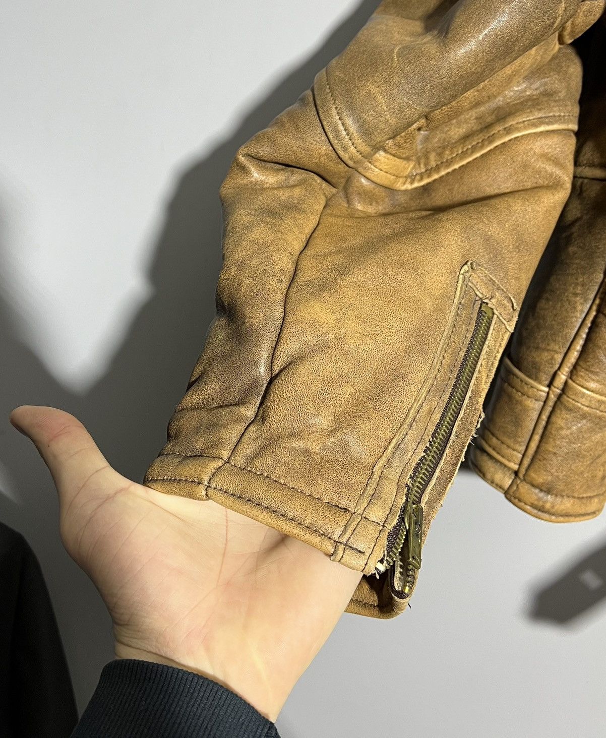 Vintage Vintage Washed Brown Real Leather Biker Jacket Motorcycle Size L / US 10 / IT 46 - 4 Thumbnail