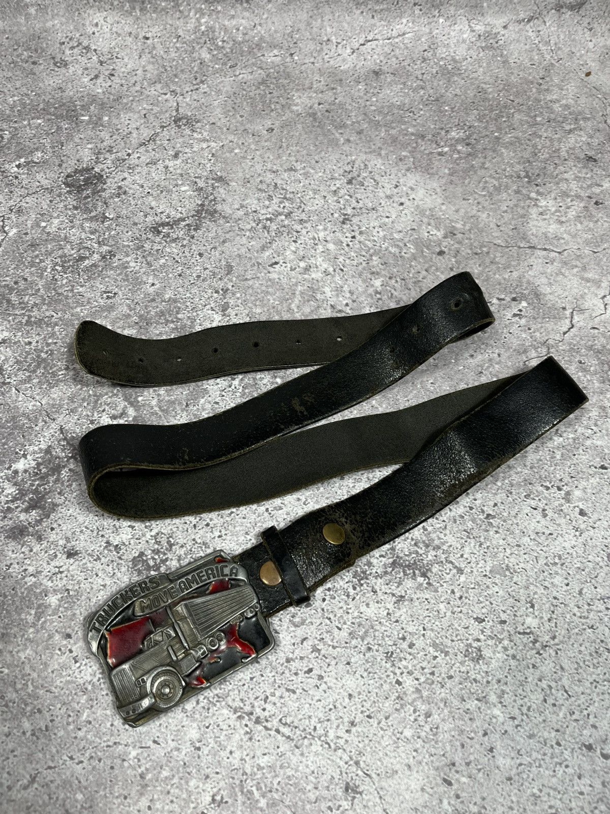 Harley Davidson Very rare! 1983 “Truckers move America” leather belt Size ONE SIZE - 2 Thumbnail